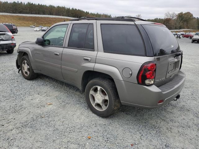 Photo 1 VIN: 1GNDS13S282134238 - CHEVROLET TRAILBLAZE 