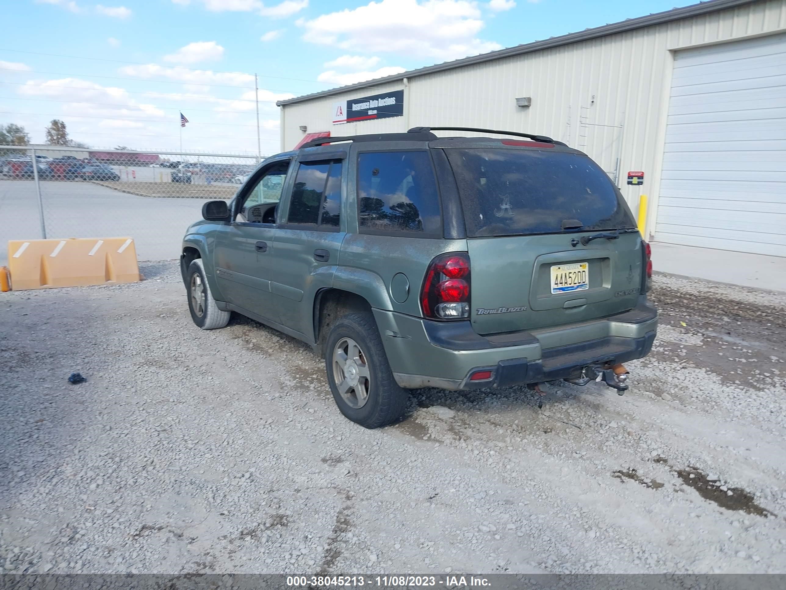 Photo 2 VIN: 1GNDS13S332107848 - CHEVROLET TRAILBLAZER 