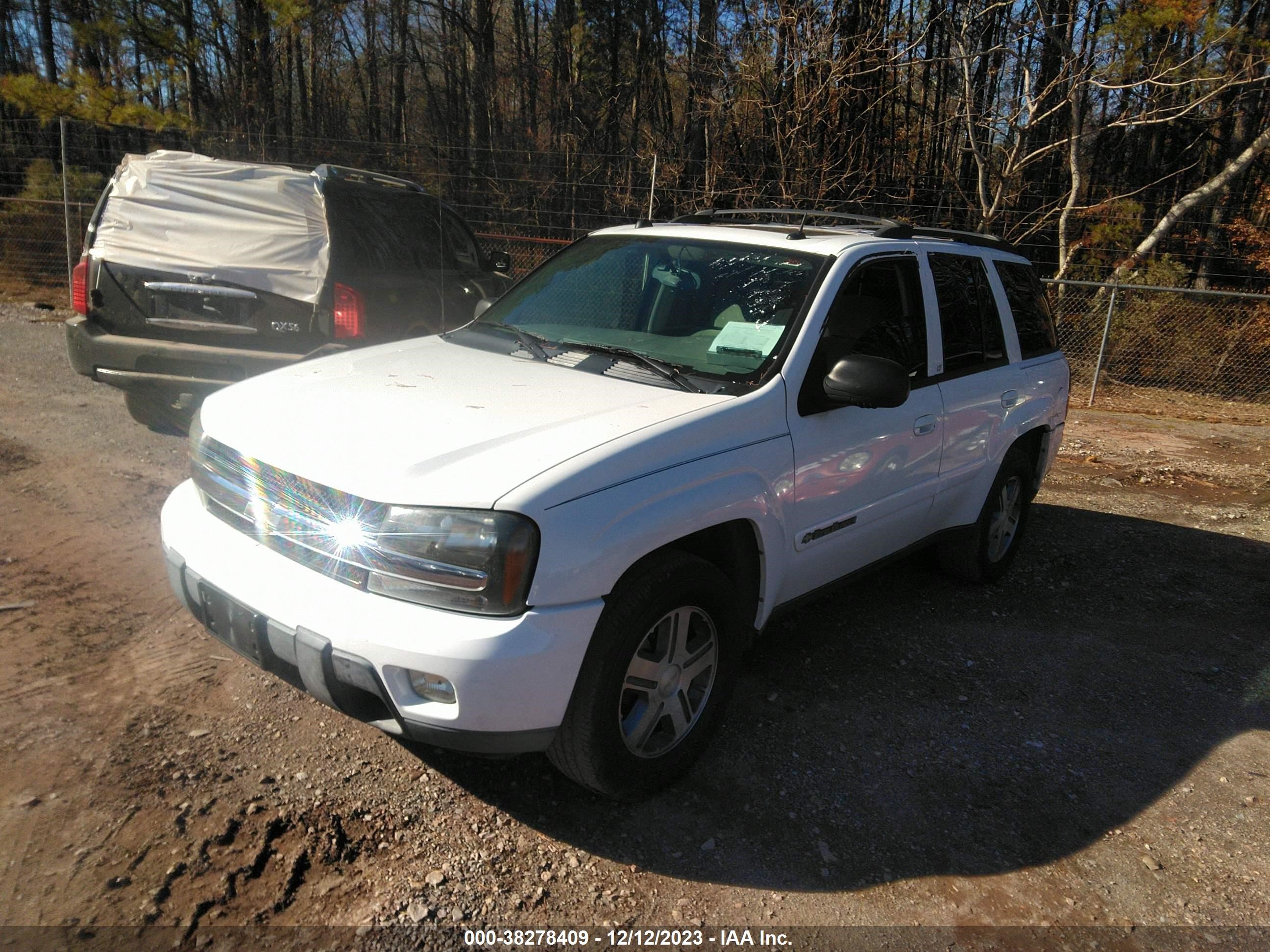 Photo 1 VIN: 1GNDS13S352154798 - CHEVROLET TRAILBLAZER 