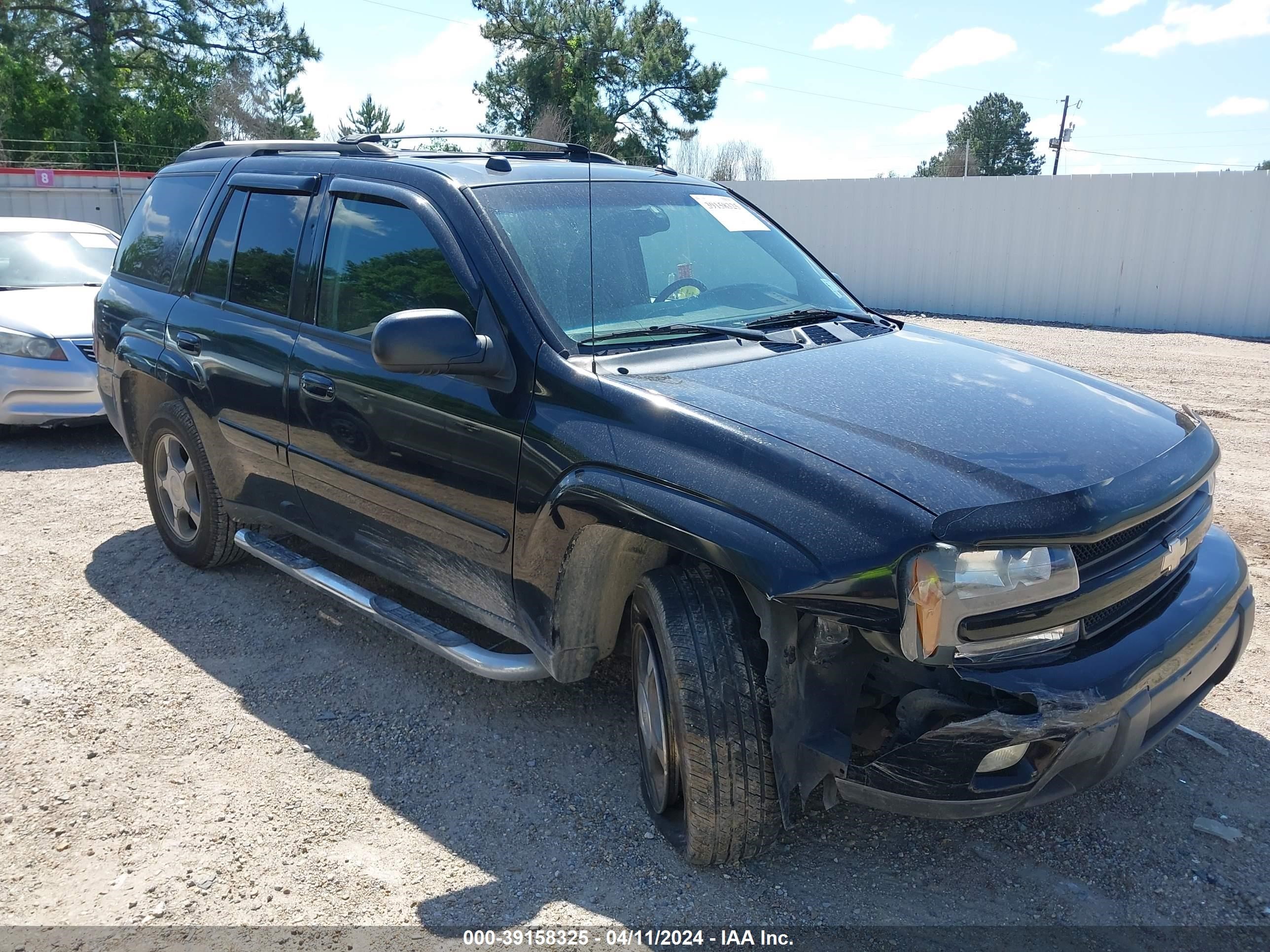 Photo 5 VIN: 1GNDS13S352361398 - CHEVROLET TRAILBLAZER 