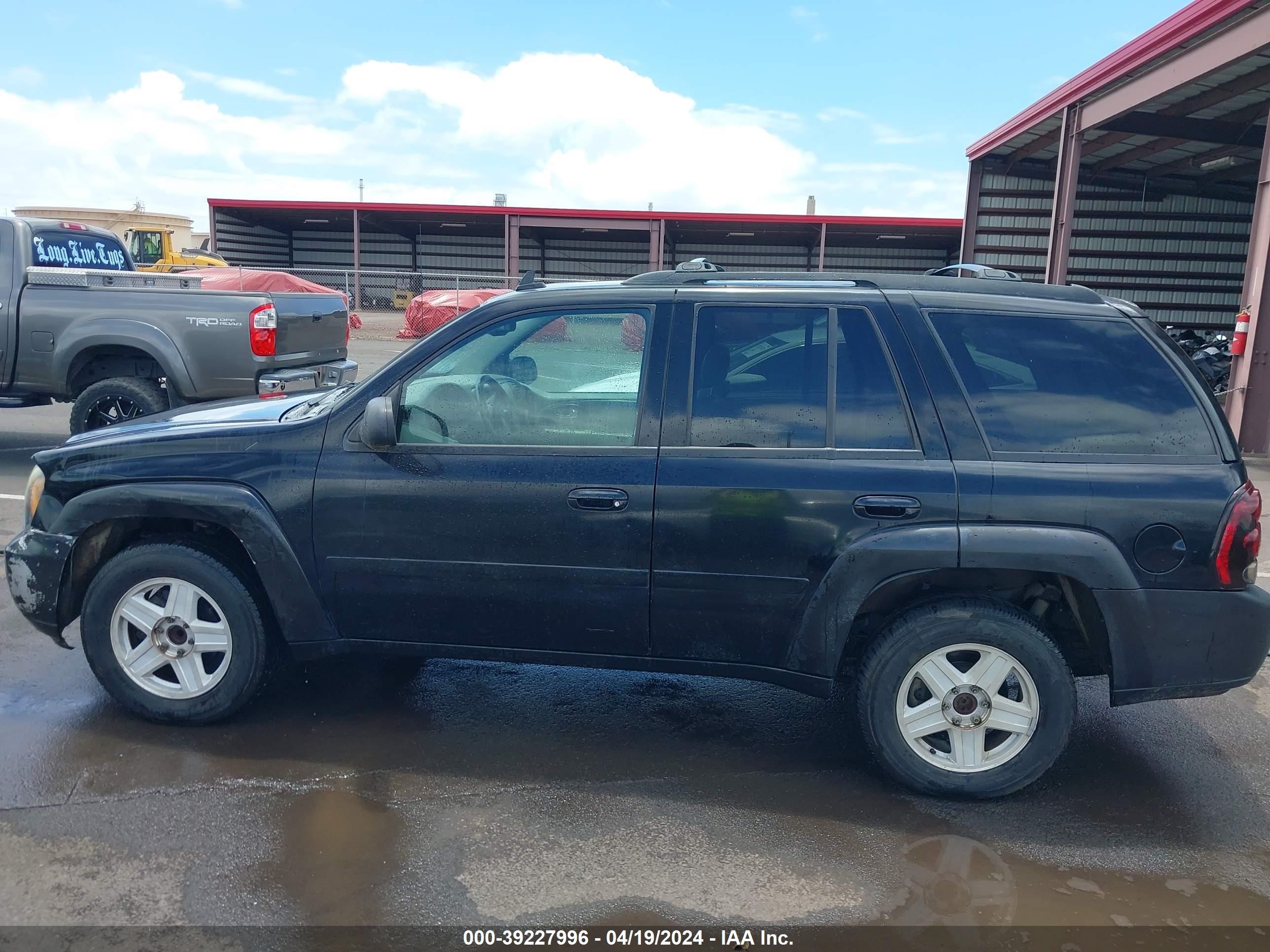 Photo 13 VIN: 1GNDS13S362199015 - CHEVROLET TRAILBLAZER 