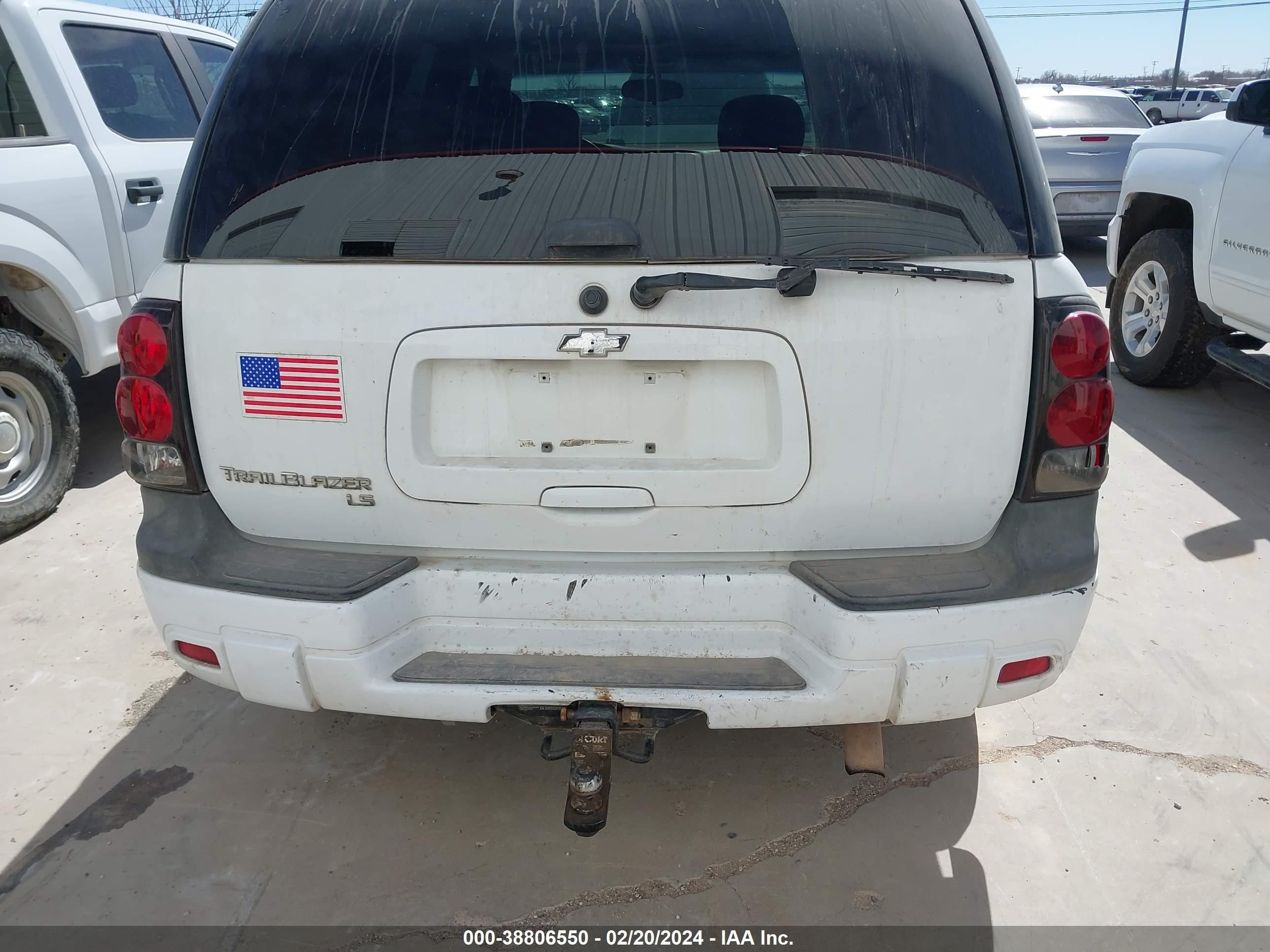 Photo 5 VIN: 1GNDS13S362237682 - CHEVROLET TRAILBLAZER 