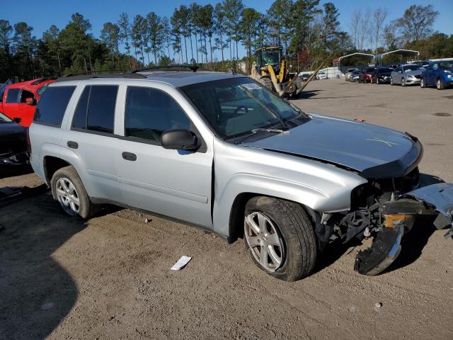 Photo 3 VIN: 1GNDS13S372211133 - CHEVROLET TRAILBLZR 