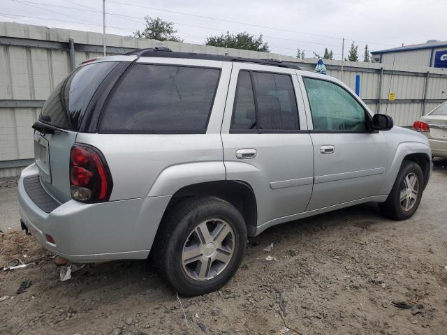 Photo 2 VIN: 1GNDS13S372212380 - CHEVROLET TRAILBLAZE 