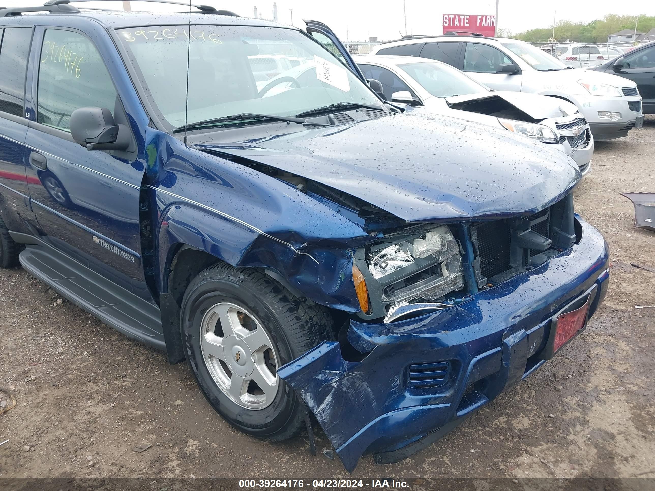 Photo 5 VIN: 1GNDS13S422399931 - CHEVROLET TRAILBLAZER 