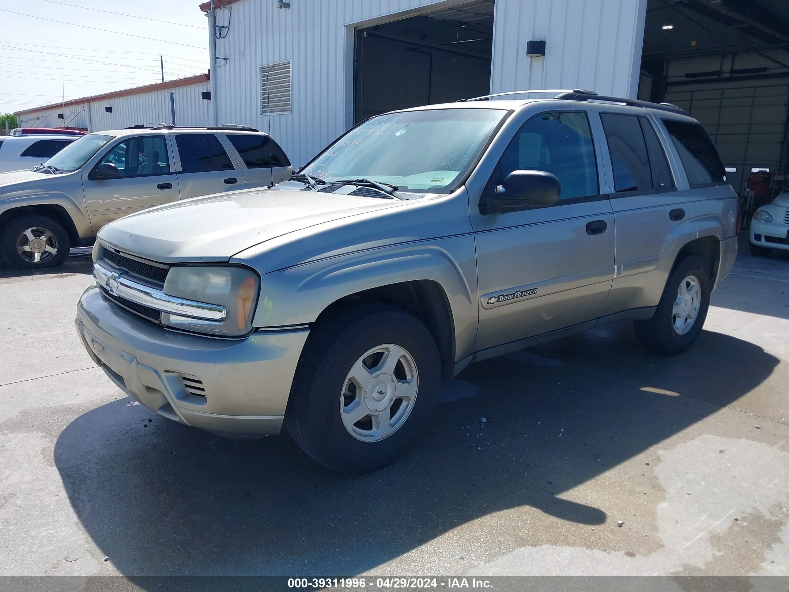 Photo 1 VIN: 1GNDS13S422416193 - CHEVROLET TRAILBLAZER 