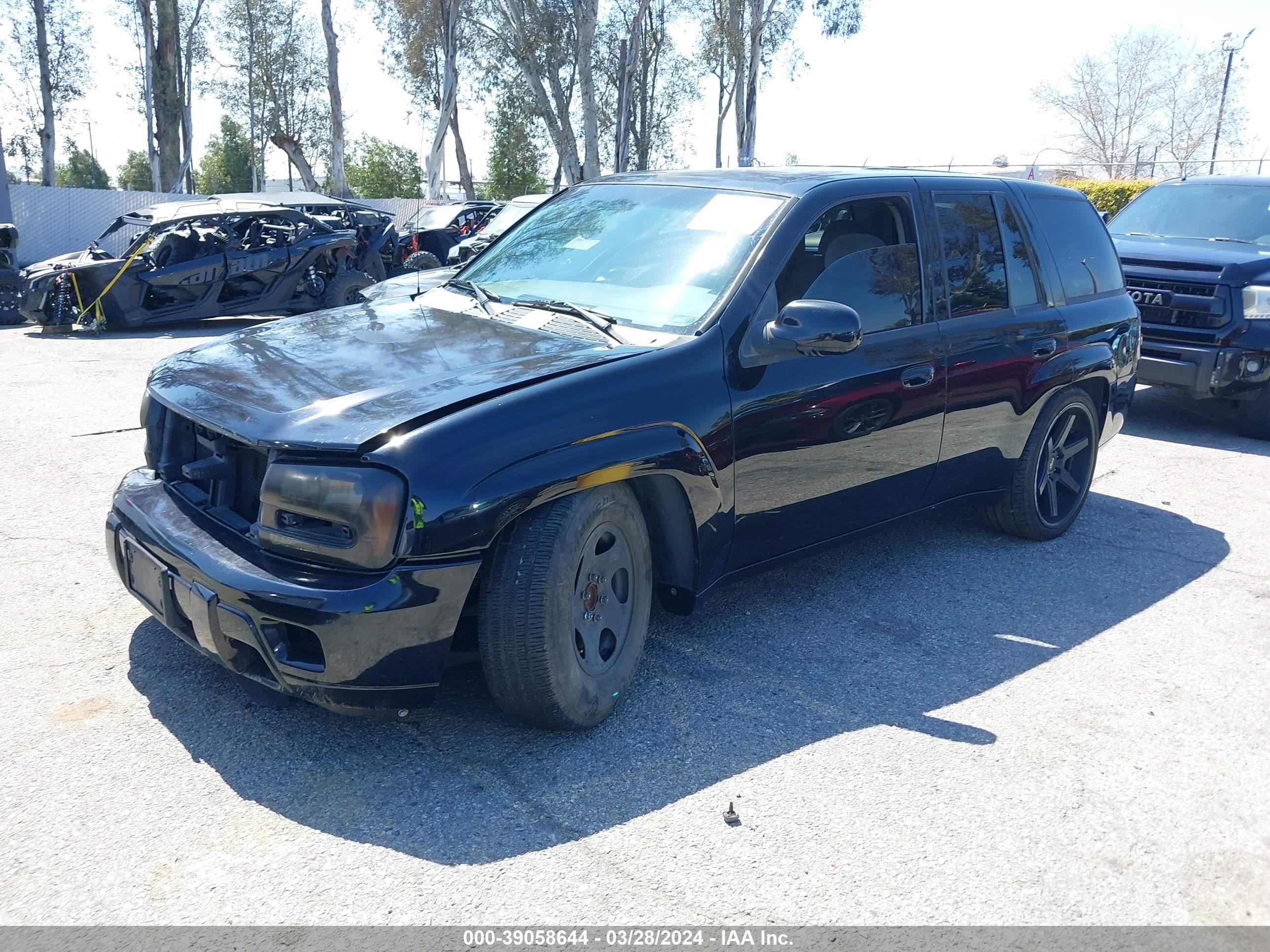 Photo 1 VIN: 1GNDS13S442156493 - CHEVROLET TRAILBLAZER 