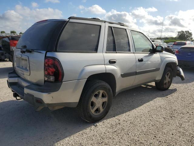 Photo 2 VIN: 1GNDS13S452223370 - CHEVROLET TRAILBLAZE 