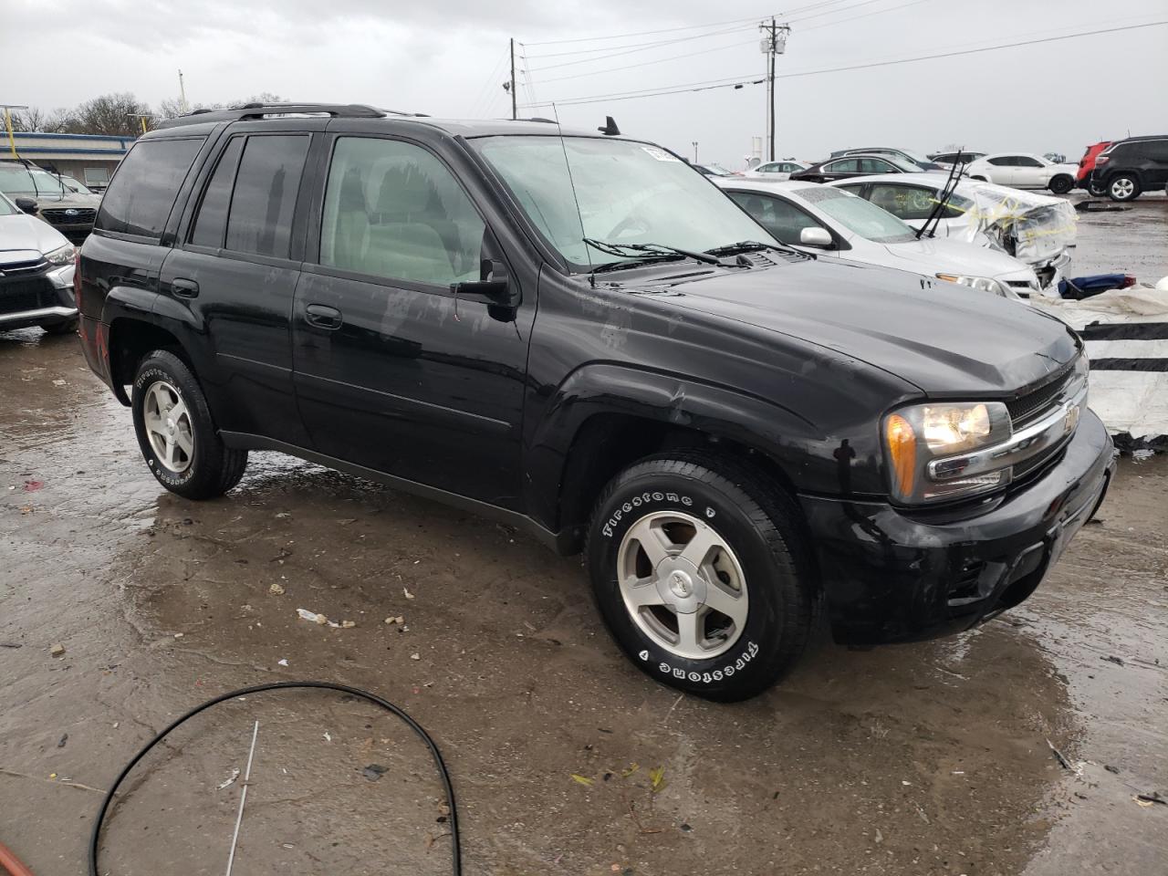 Photo 3 VIN: 1GNDS13S462195331 - CHEVROLET TRAILBLAZER 