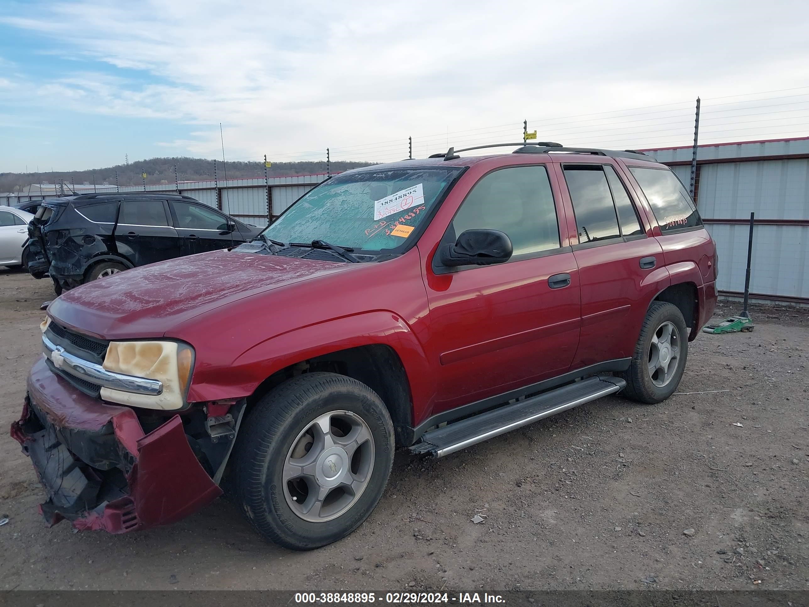 Photo 1 VIN: 1GNDS13S572231111 - CHEVROLET TRAILBLAZER 