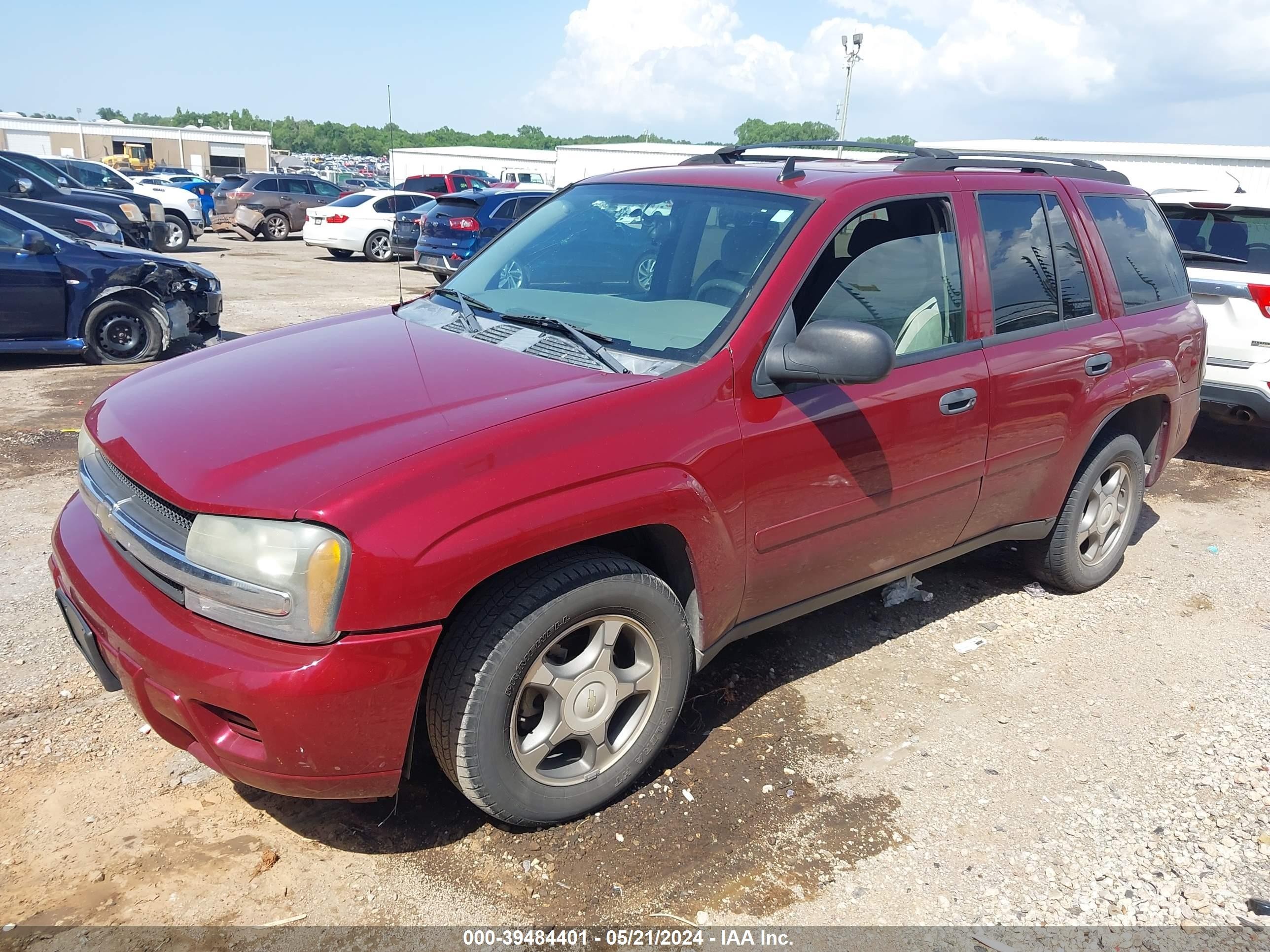 Photo 1 VIN: 1GNDS13S572267137 - CHEVROLET TRAILBLAZER 