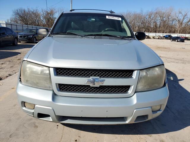 Photo 4 VIN: 1GNDS13S572272662 - CHEVROLET TRAILBLZR 