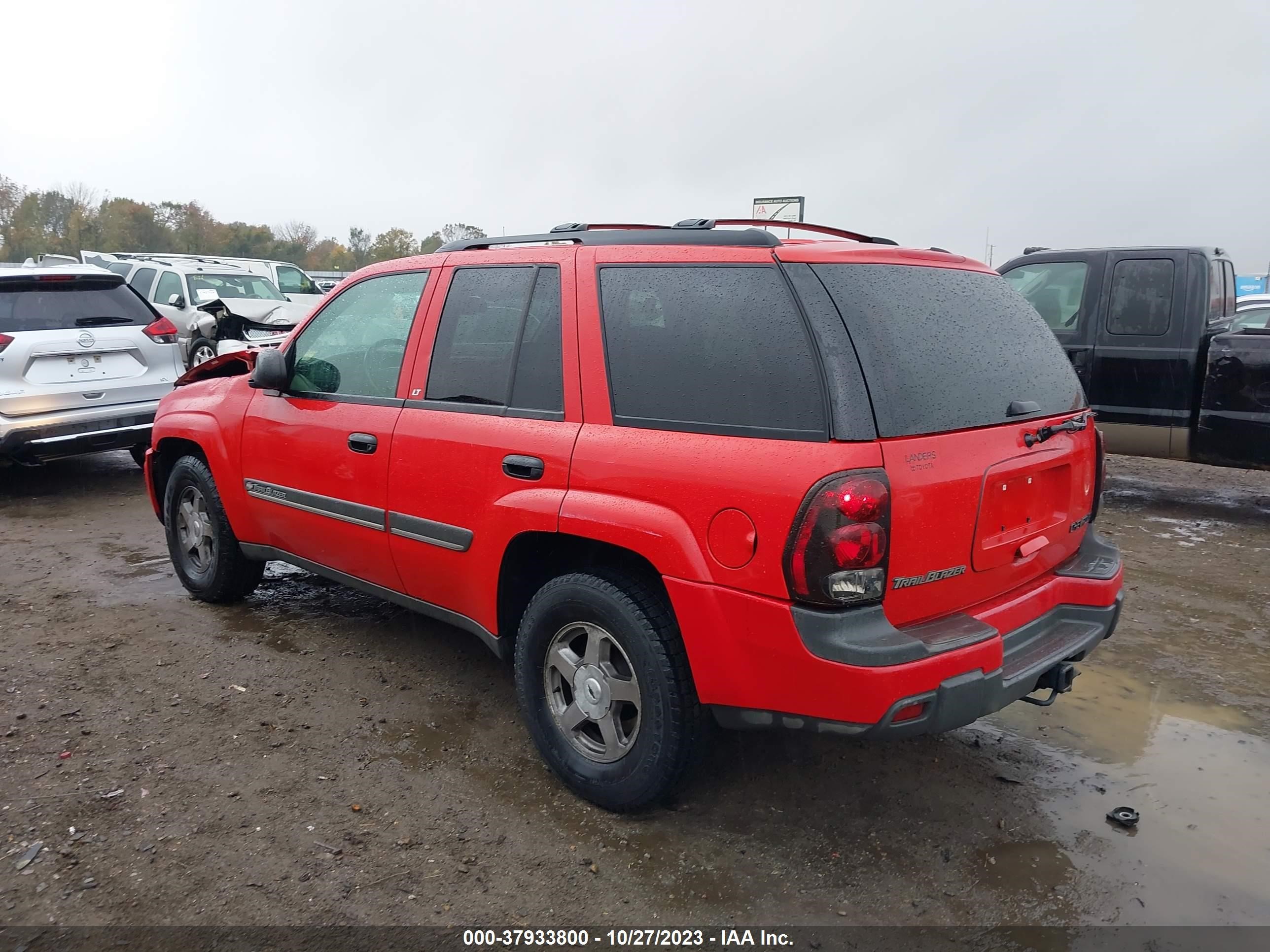 Photo 2 VIN: 1GNDS13S622478937 - CHEVROLET TRAILBLAZER 