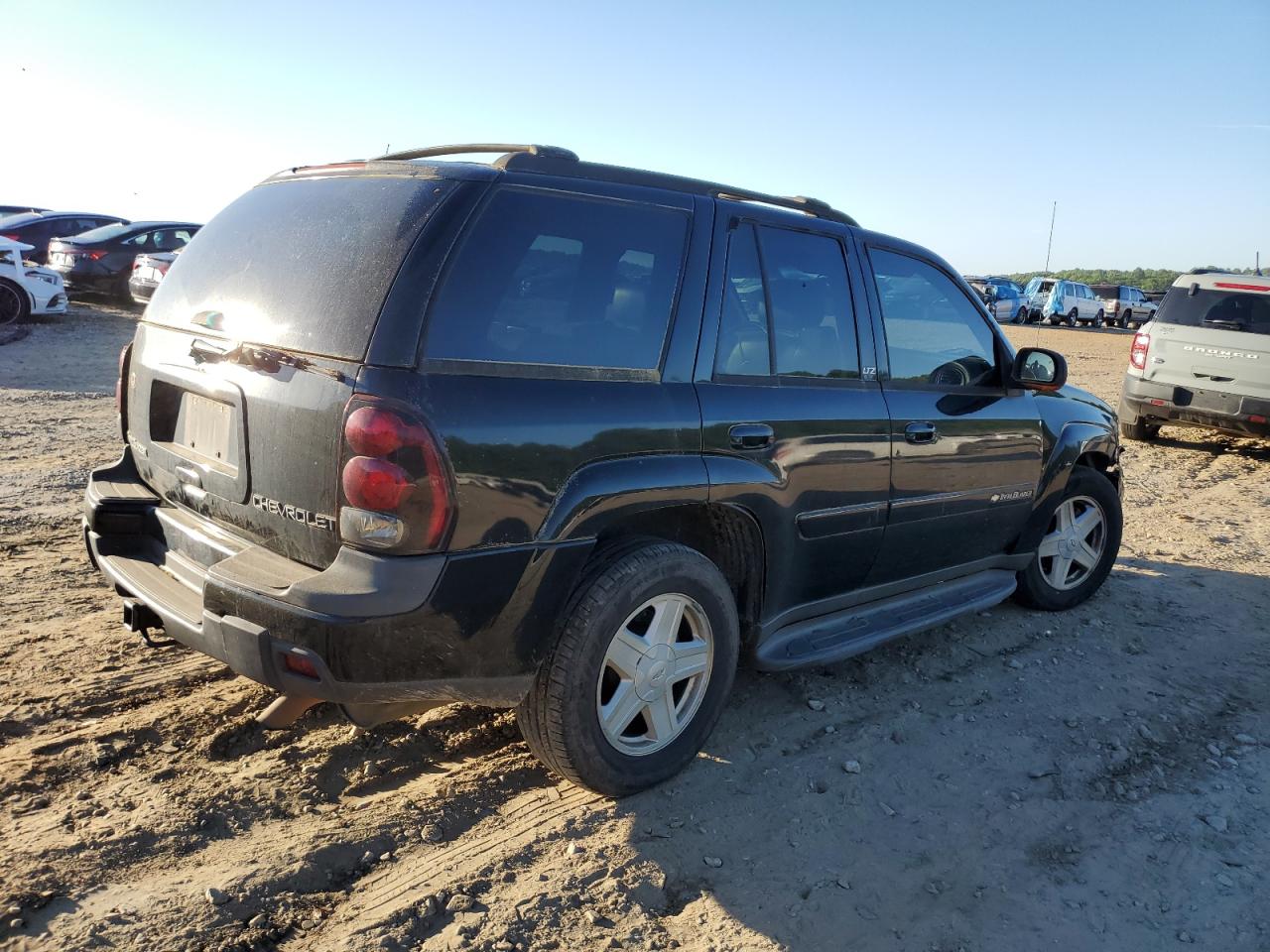 Photo 2 VIN: 1GNDS13S632294275 - CHEVROLET TRAILBLAZER 