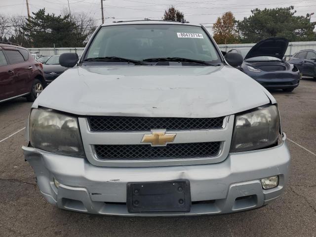 Photo 4 VIN: 1GNDS13S682193860 - CHEVROLET TRAILBLAZE 