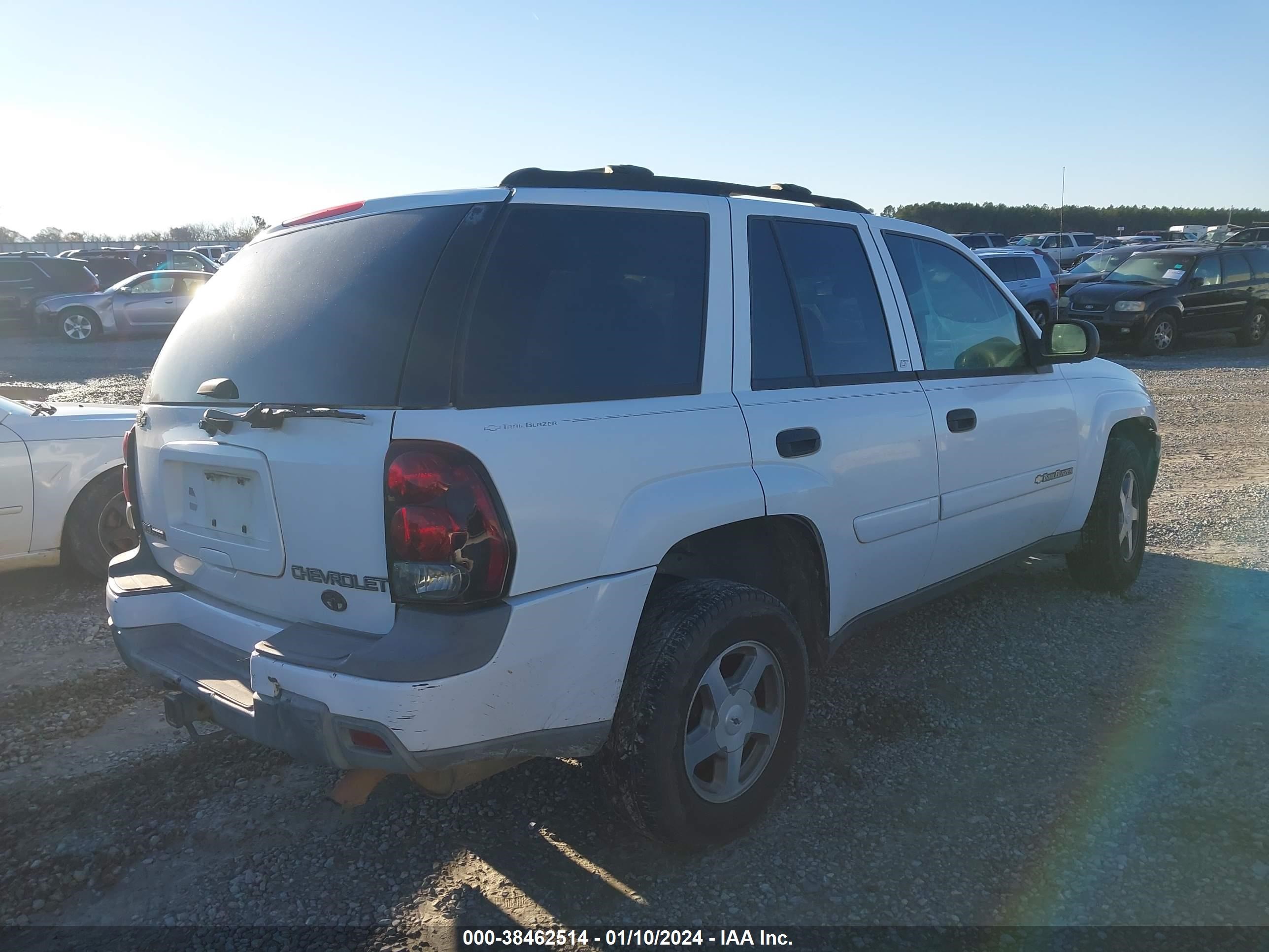 Photo 3 VIN: 1GNDS13S732285990 - CHEVROLET TRAILBLAZER 