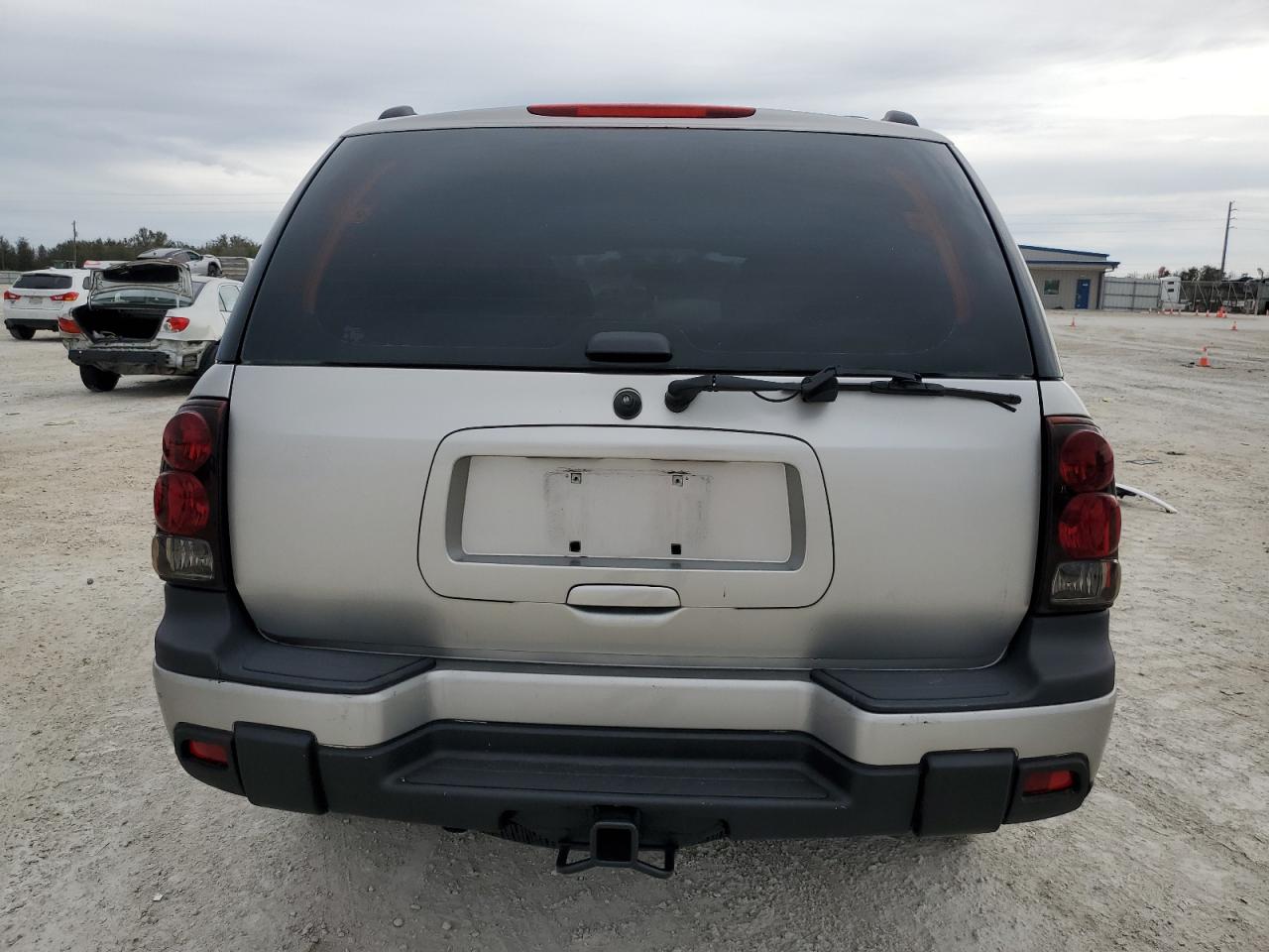 Photo 5 VIN: 1GNDS13S742302403 - CHEVROLET TRAILBLAZER 