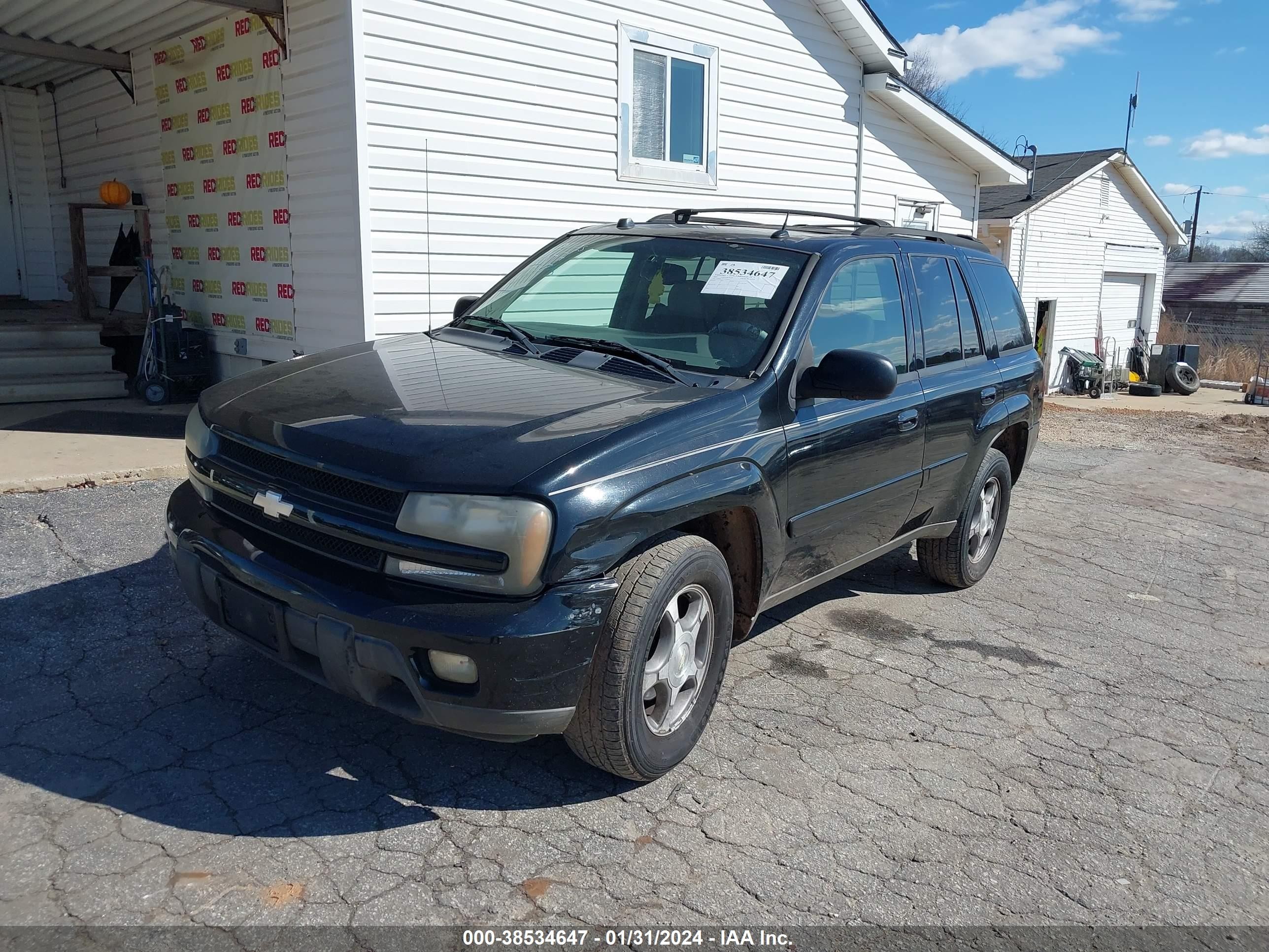 Photo 1 VIN: 1GNDS13S752330476 - CHEVROLET TRAILBLAZER 