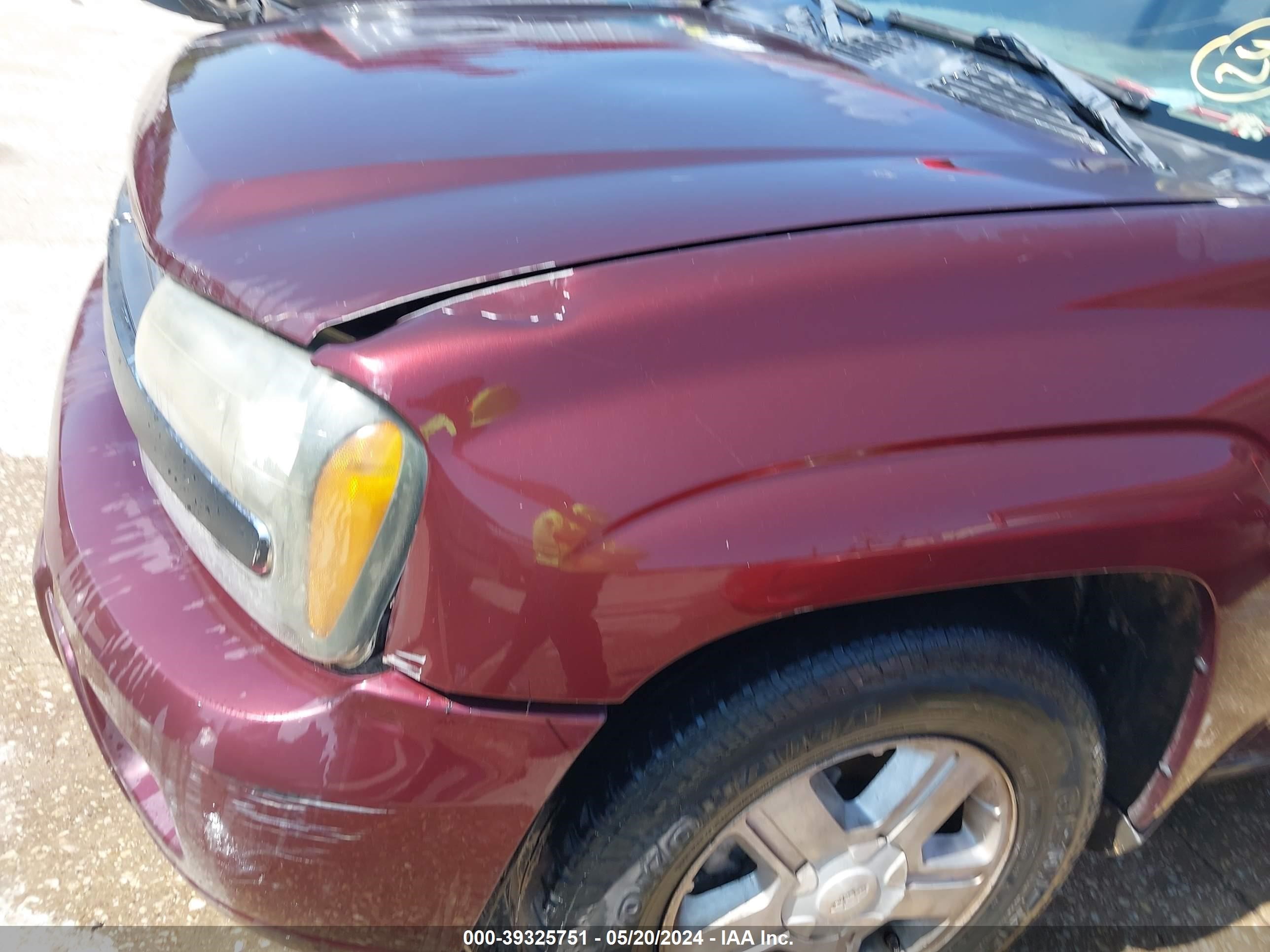 Photo 5 VIN: 1GNDS13S762237555 - CHEVROLET TRAILBLAZER 