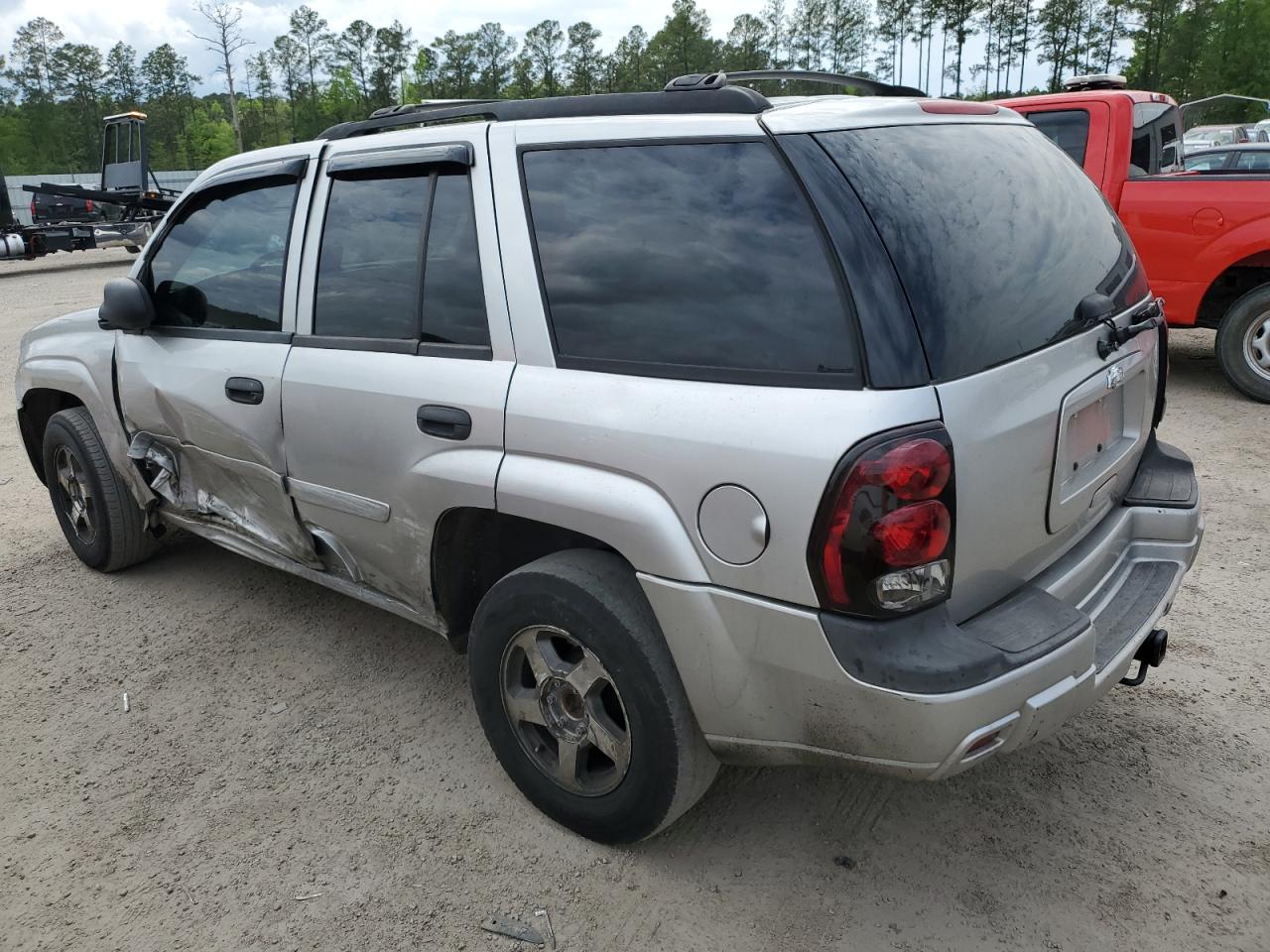 Photo 1 VIN: 1GNDS13S762276971 - CHEVROLET TRAILBLAZER 