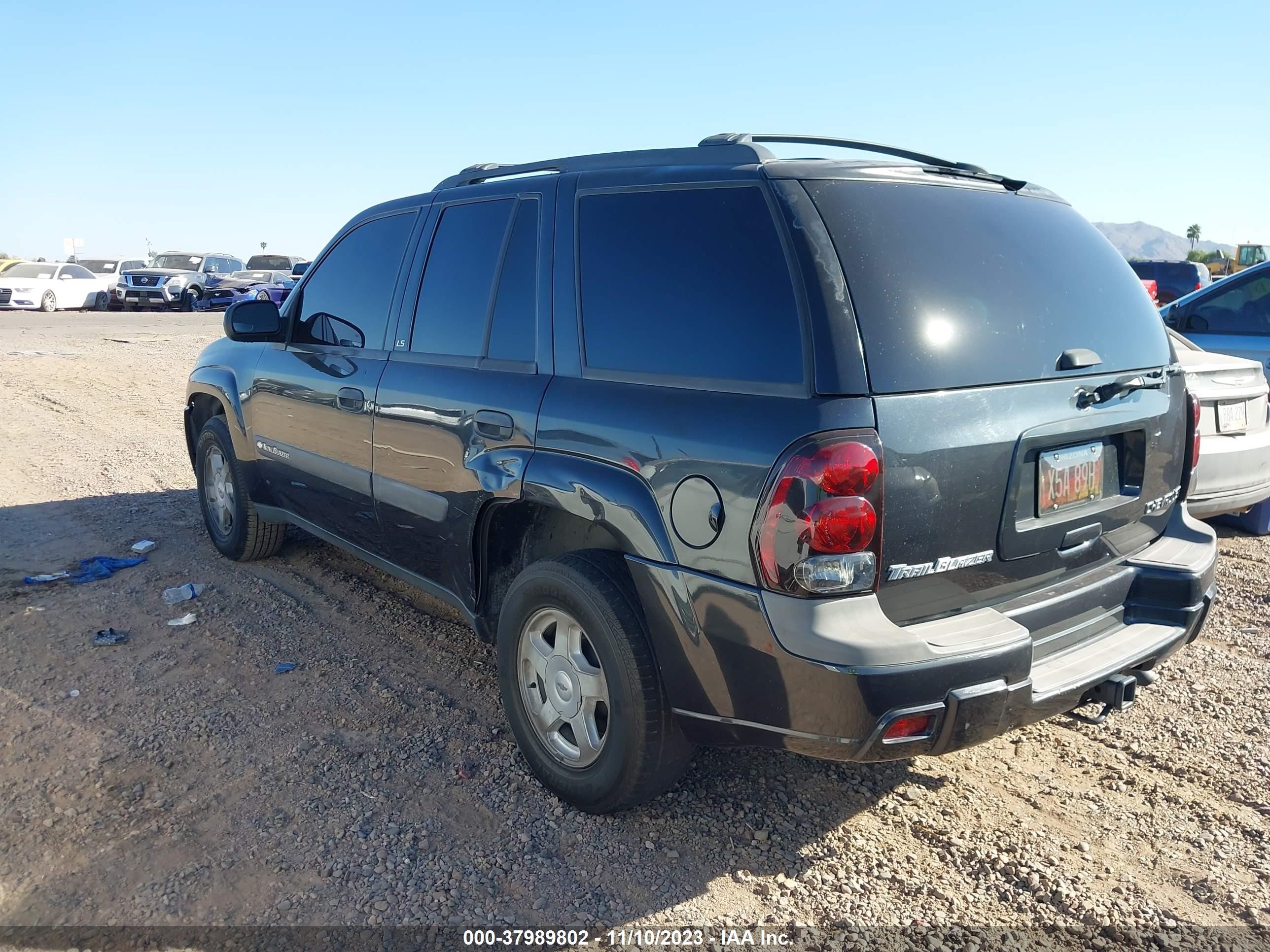 Photo 2 VIN: 1GNDS13S832344514 - CHEVROLET TRAILBLAZER 