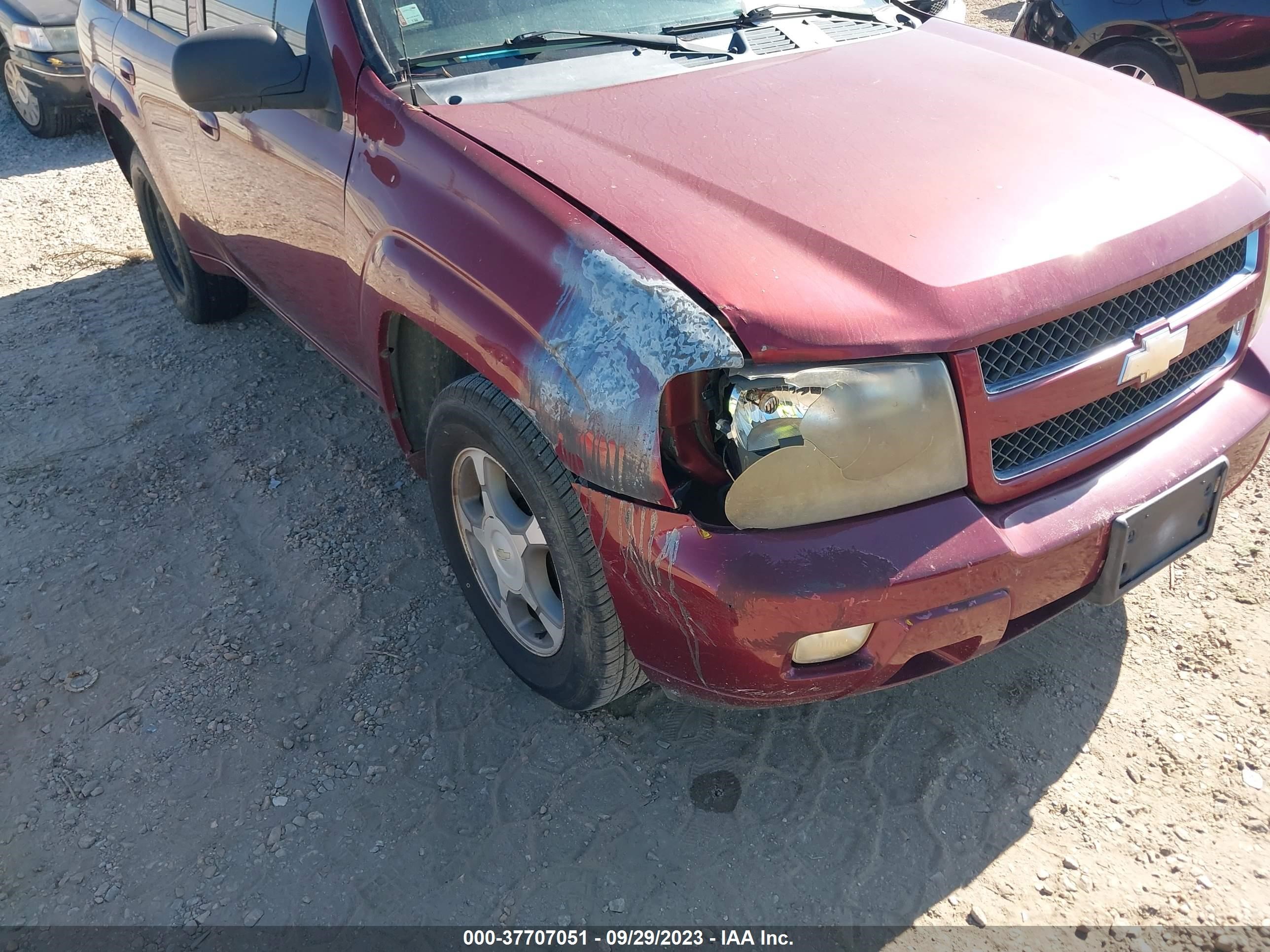 Photo 5 VIN: 1GNDS13S862125749 - CHEVROLET TRAILBLAZER 