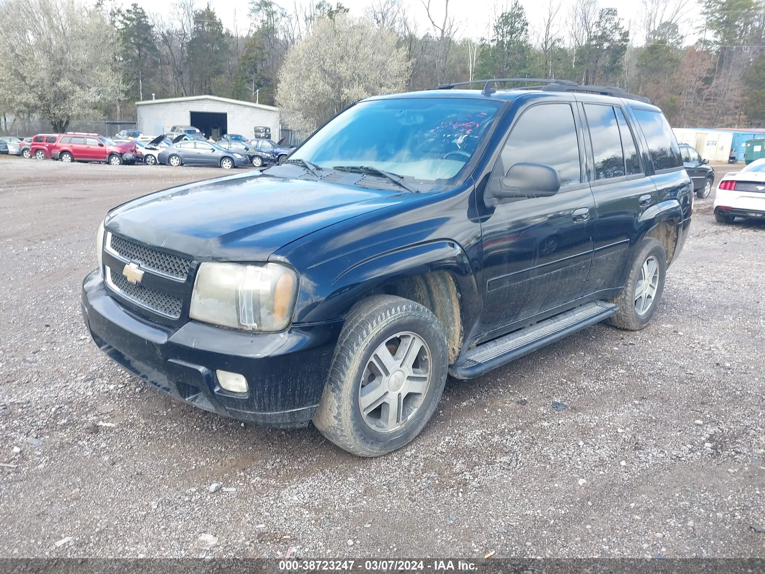 Photo 1 VIN: 1GNDS13S862149968 - CHEVROLET TRAILBLAZER 