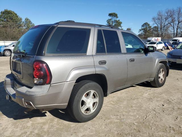 Photo 2 VIN: 1GNDS13S862302381 - CHEVROLET TRAILBLZR 