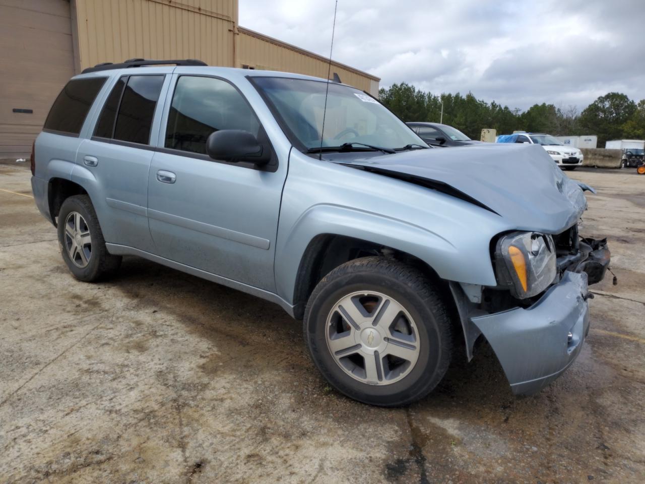 Photo 3 VIN: 1GNDS13S862324932 - CHEVROLET TRAILBLAZER 