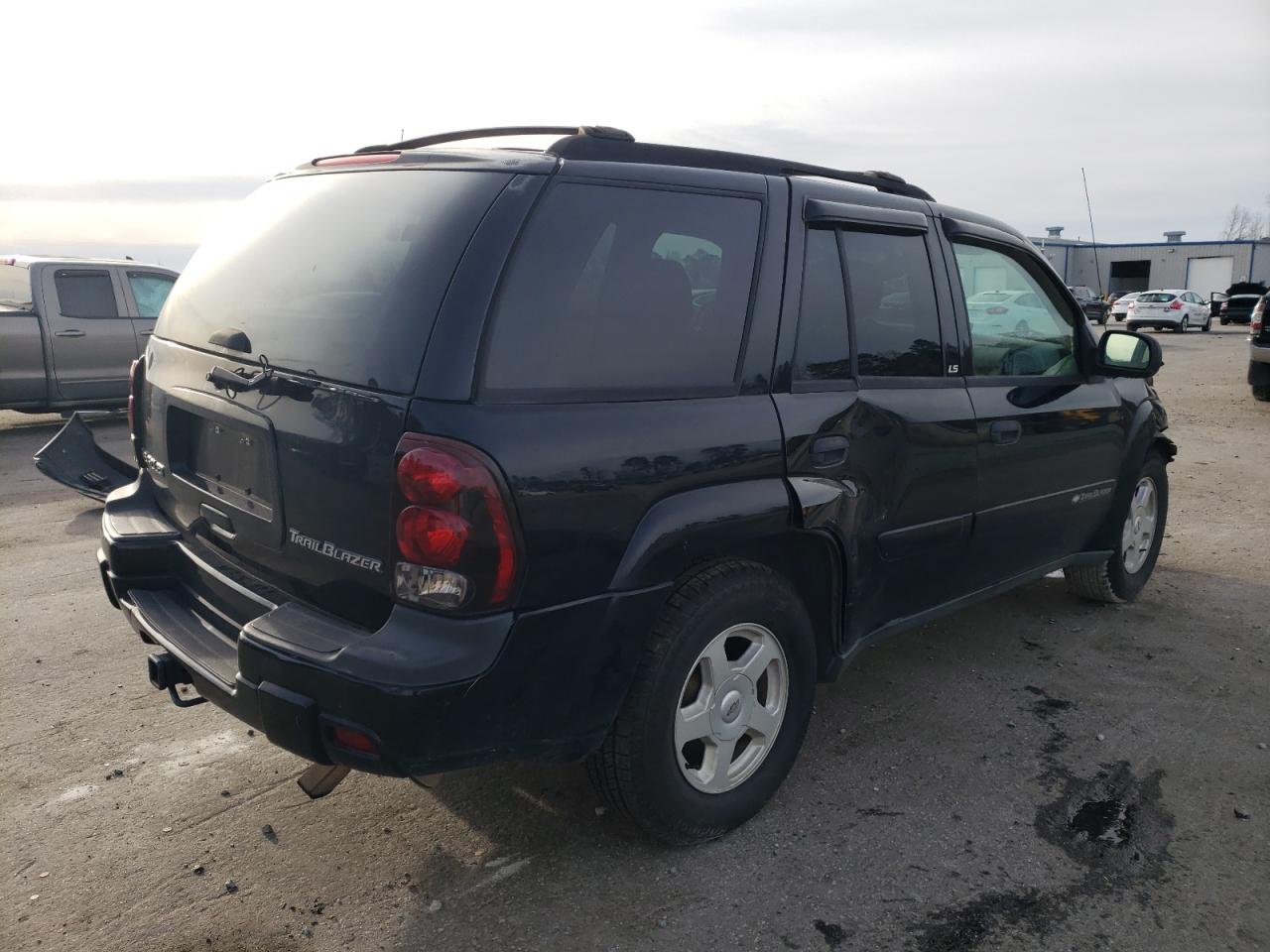 Photo 2 VIN: 1GNDS13S922477300 - CHEVROLET TRAILBLAZER 