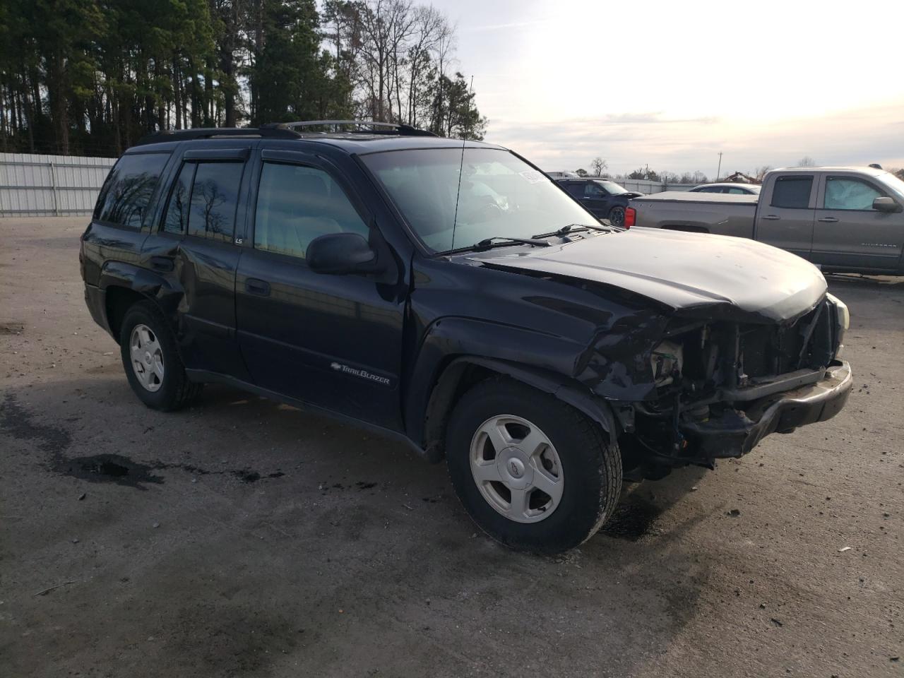 Photo 3 VIN: 1GNDS13S922477300 - CHEVROLET TRAILBLAZER 