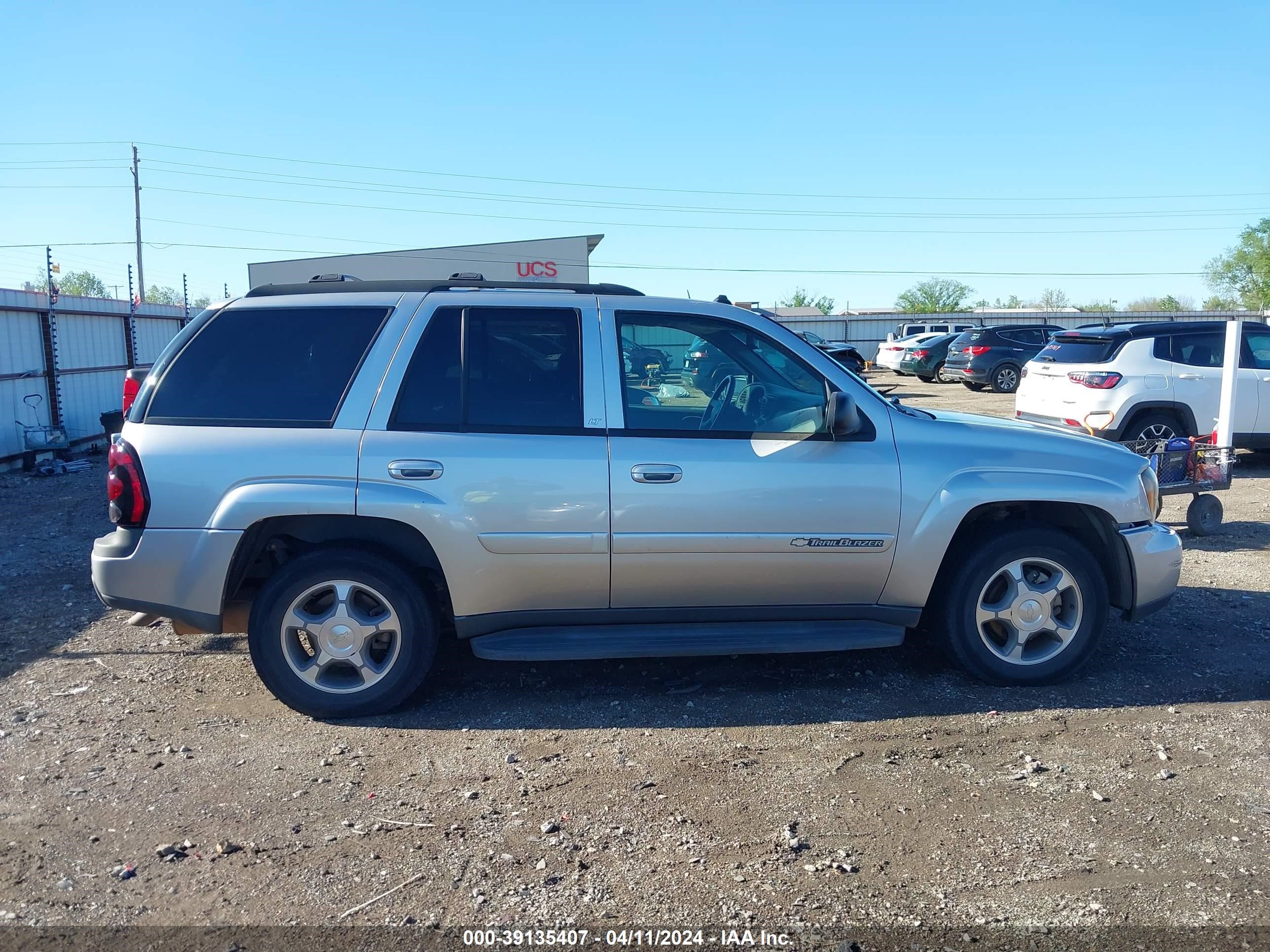 Photo 12 VIN: 1GNDS13S942179784 - CHEVROLET TRAILBLAZER 