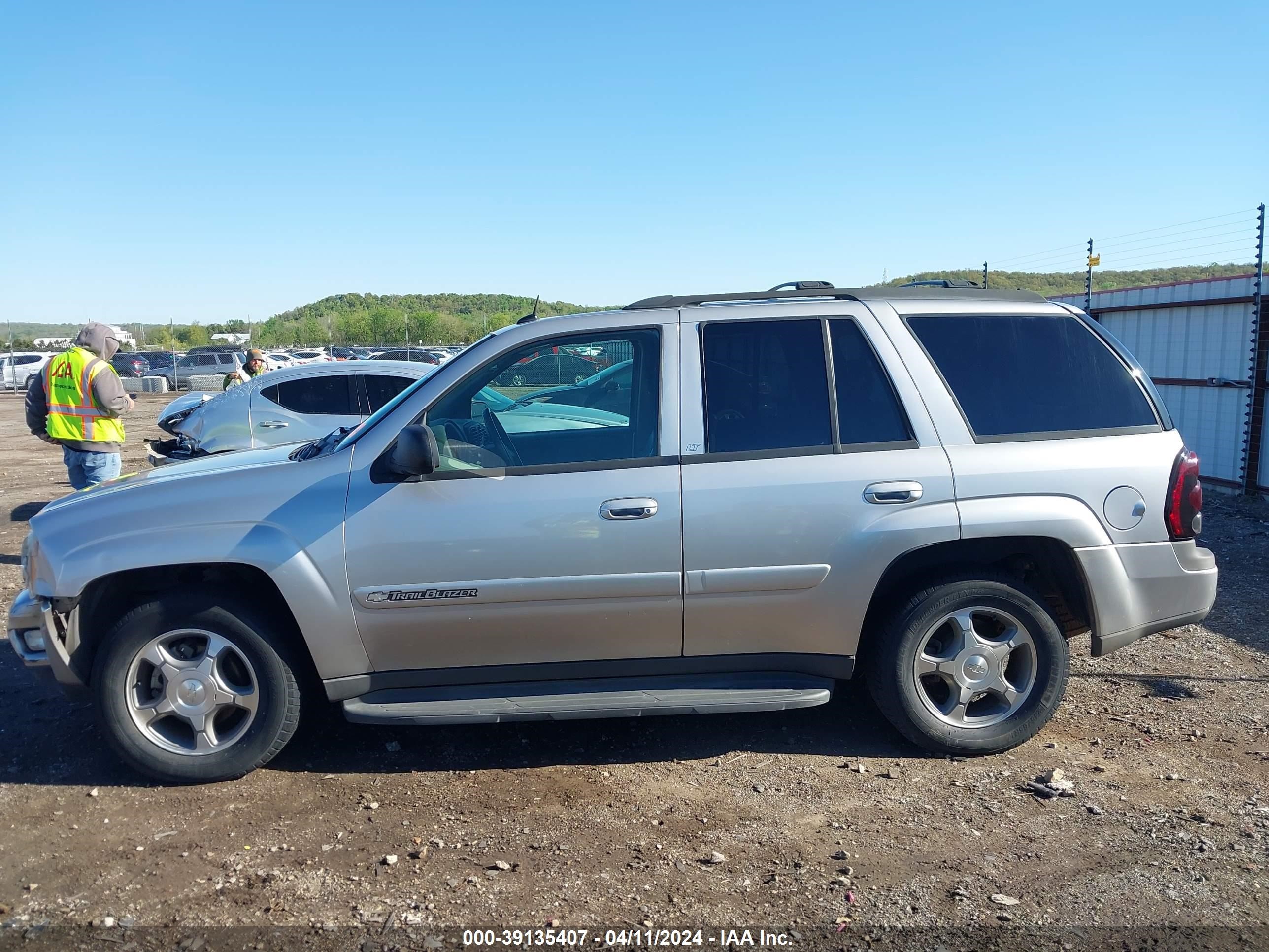 Photo 13 VIN: 1GNDS13S942179784 - CHEVROLET TRAILBLAZER 