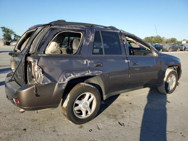 Photo 2 VIN: 1GNDS13S982119929 - CHEVROLET TRAILBLAZE 