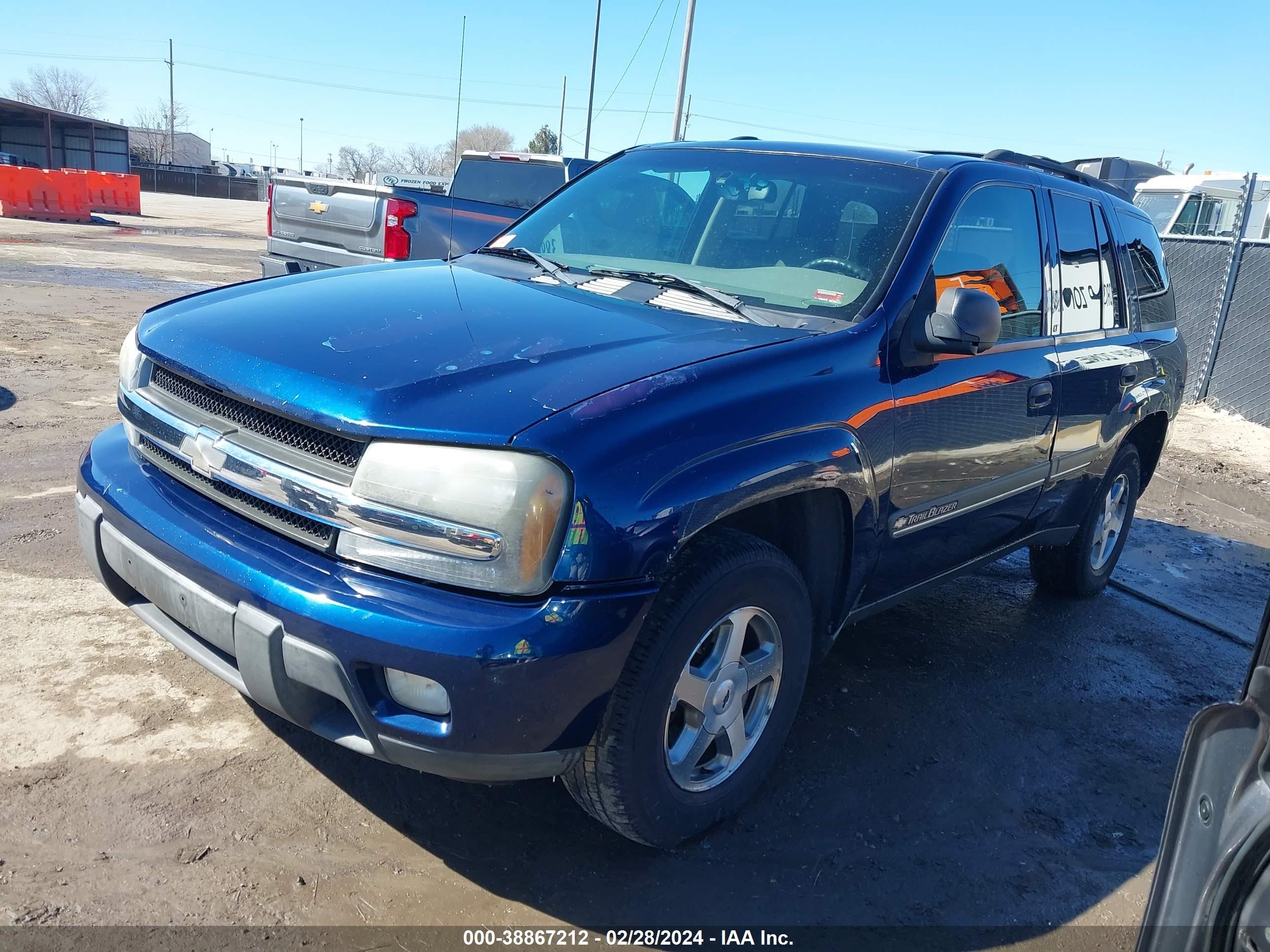 Photo 1 VIN: 1GNDS13SX22103682 - CHEVROLET TRAILBLAZER 