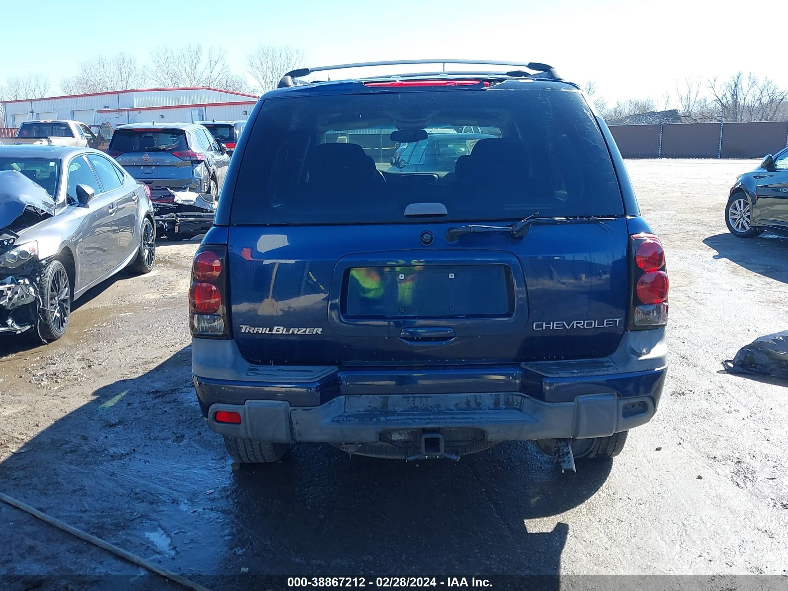 Photo 15 VIN: 1GNDS13SX22103682 - CHEVROLET TRAILBLAZER 