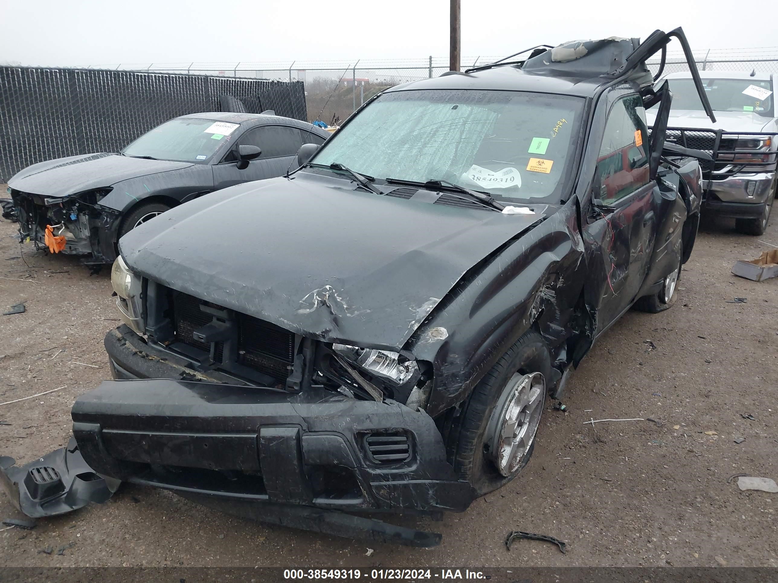 Photo 1 VIN: 1GNDS13SX32288382 - CHEVROLET TRAILBLAZER 