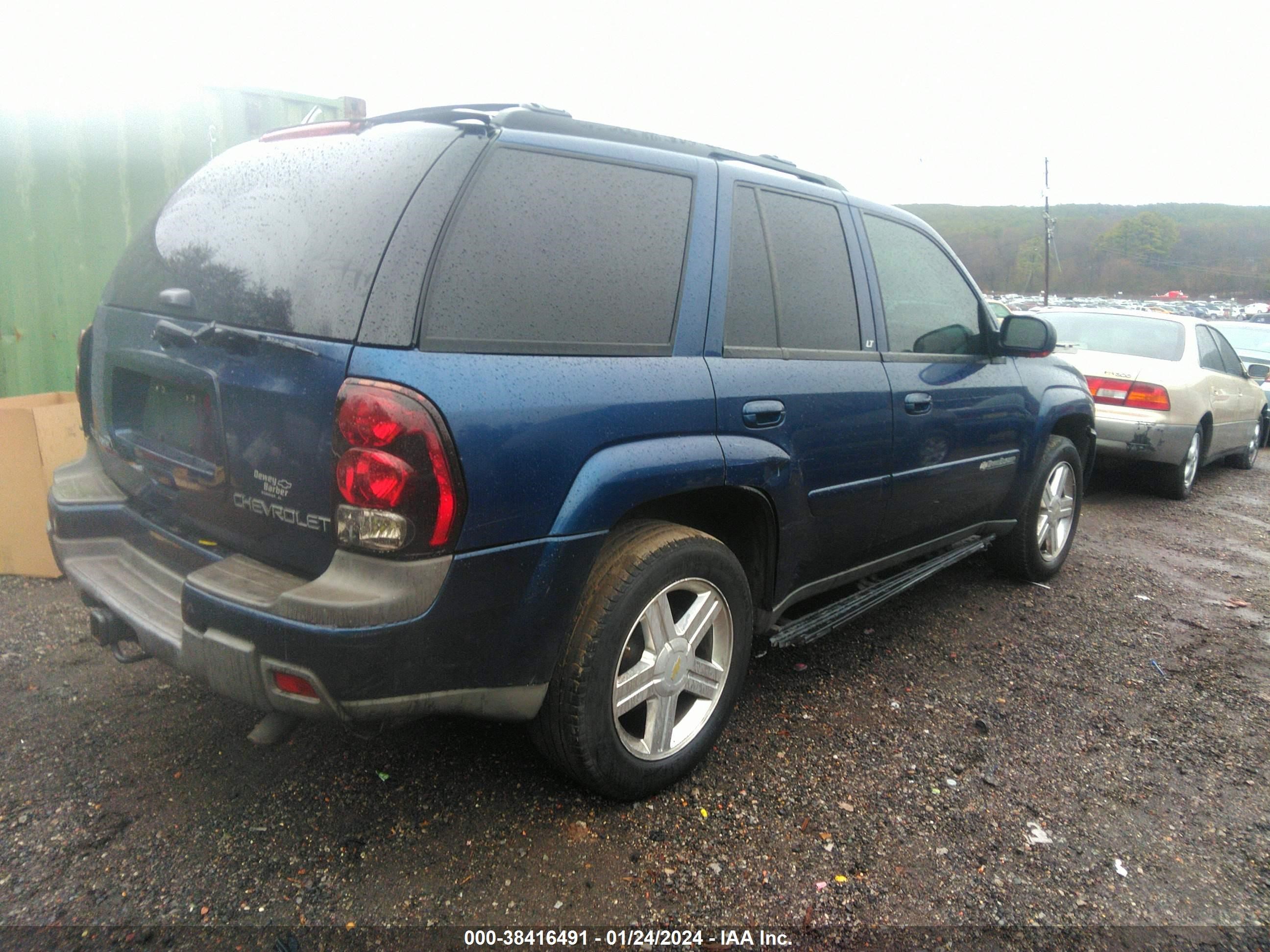 Photo 3 VIN: 1GNDS13SX42354110 - CHEVROLET TRAILBLAZER 