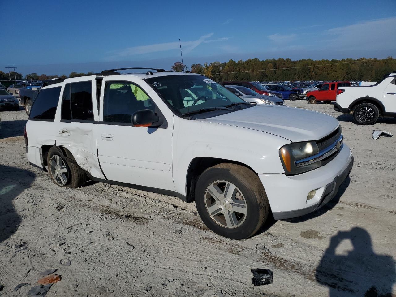 Photo 3 VIN: 1GNDS13SX52319603 - CHEVROLET TRAILBLAZER 