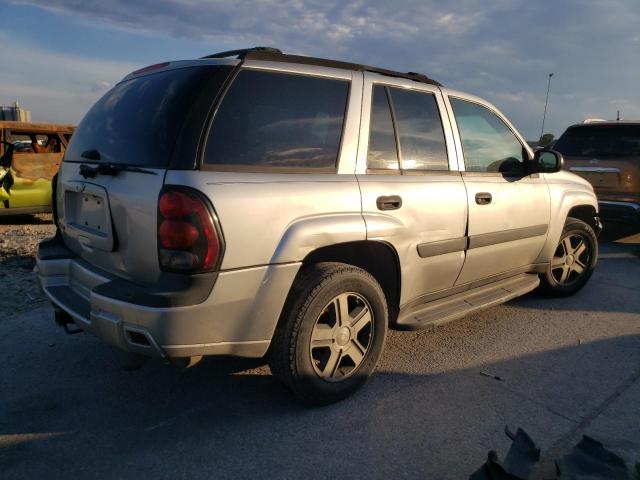 Photo 2 VIN: 1GNDS13SX52387576 - CHEVROLET TRAILBLAZE 