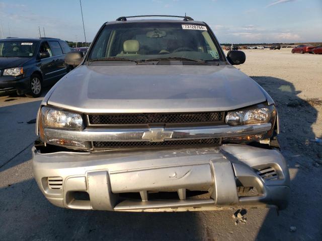 Photo 4 VIN: 1GNDS13SX52387576 - CHEVROLET TRAILBLAZE 