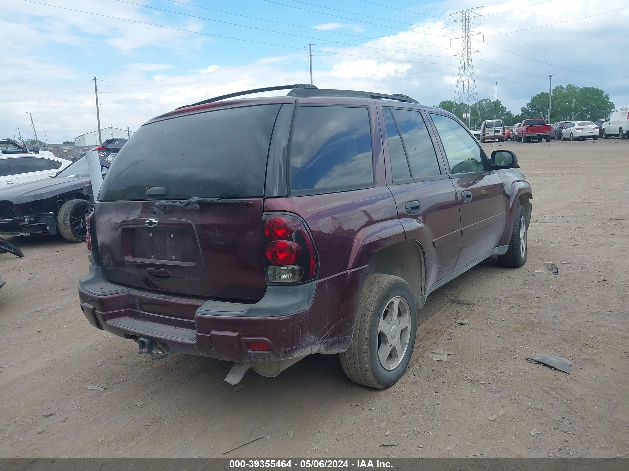 Photo 3 VIN: 1GNDS13SX62125543 - CHEVROLET TRAILBLAZER 