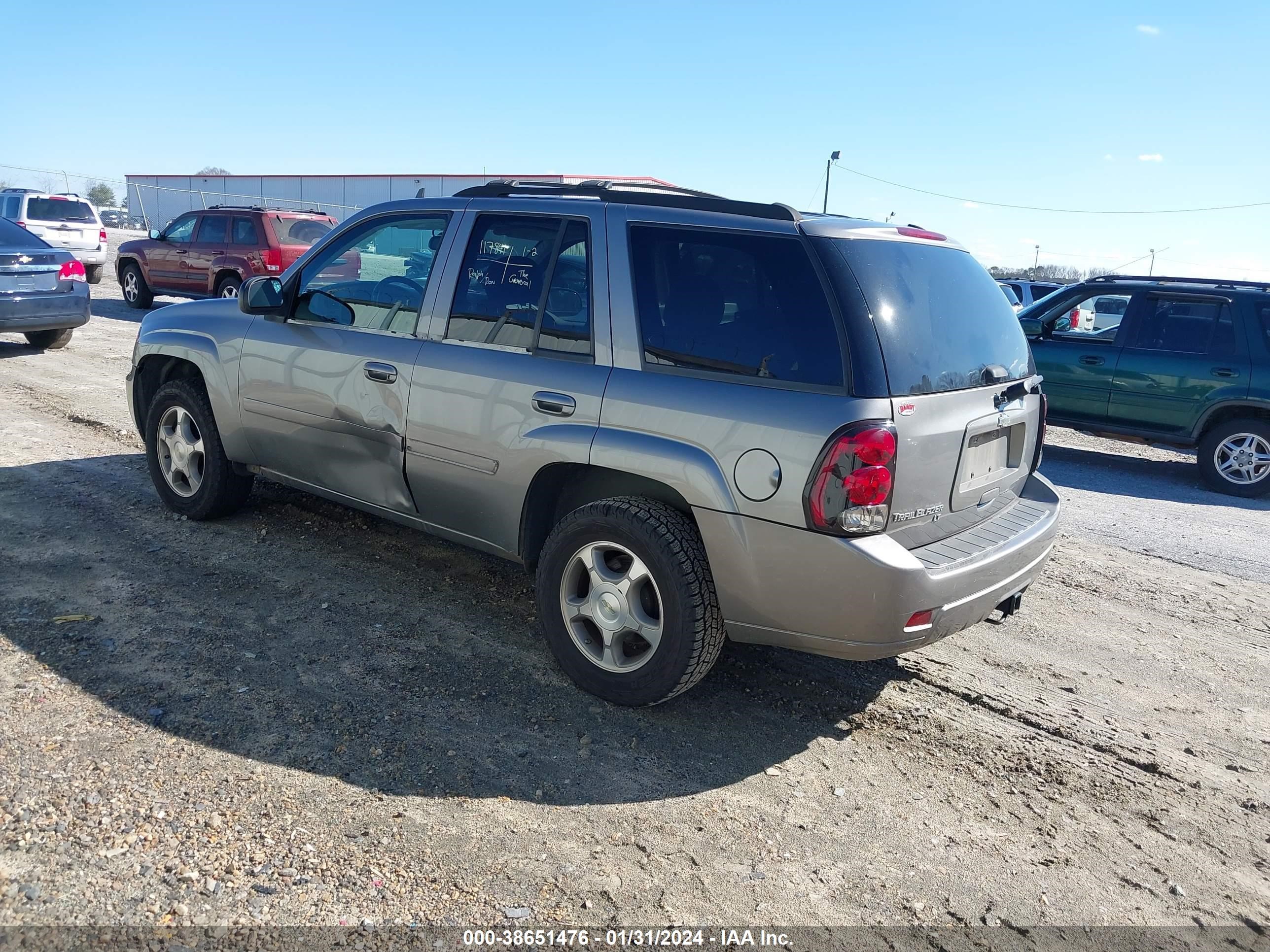 Photo 2 VIN: 1GNDS33S092100540 - CHEVROLET TRAILBLAZER 