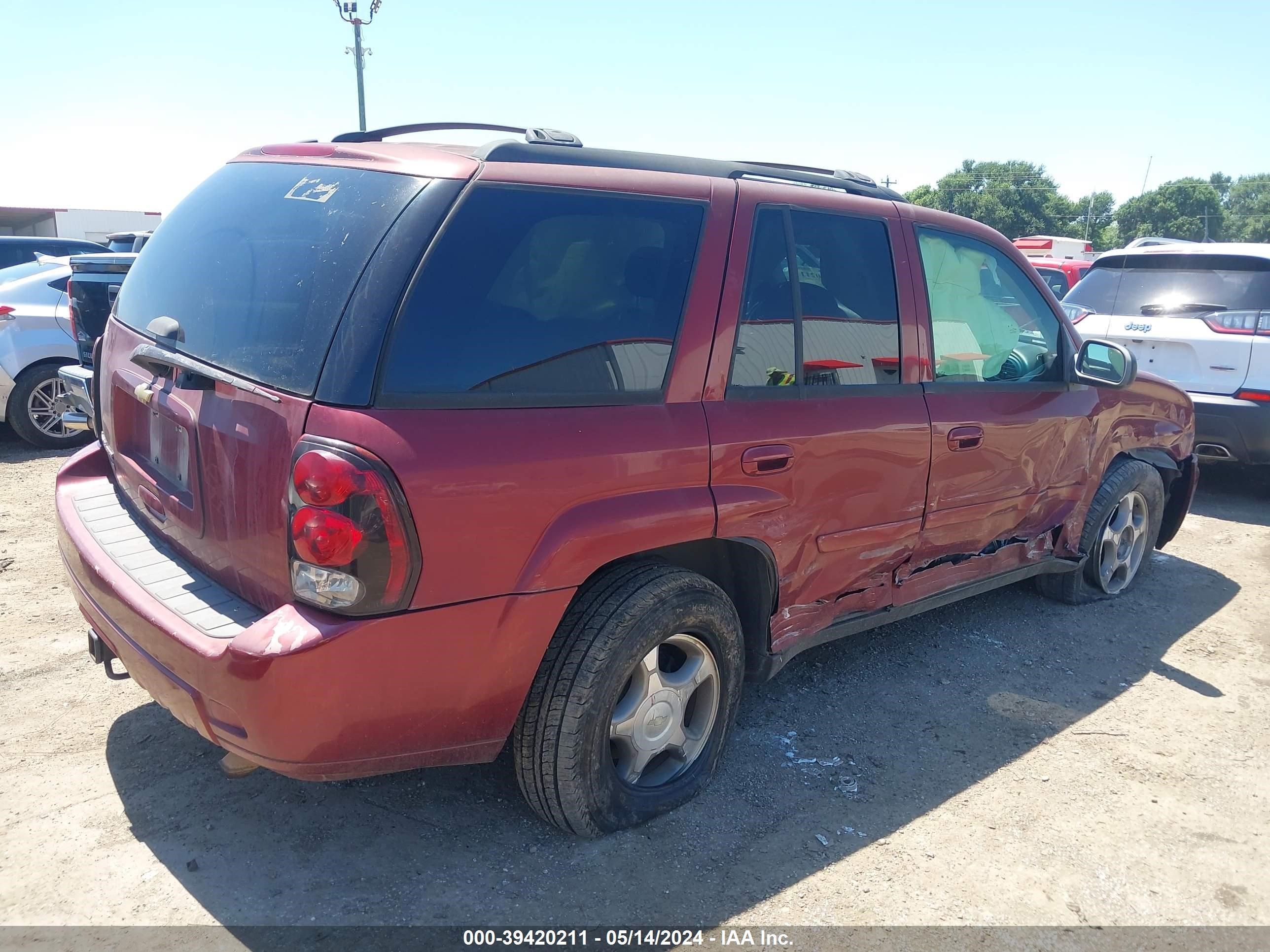 Photo 3 VIN: 1GNDS33SX92106605 - CHEVROLET TRAILBLAZER 