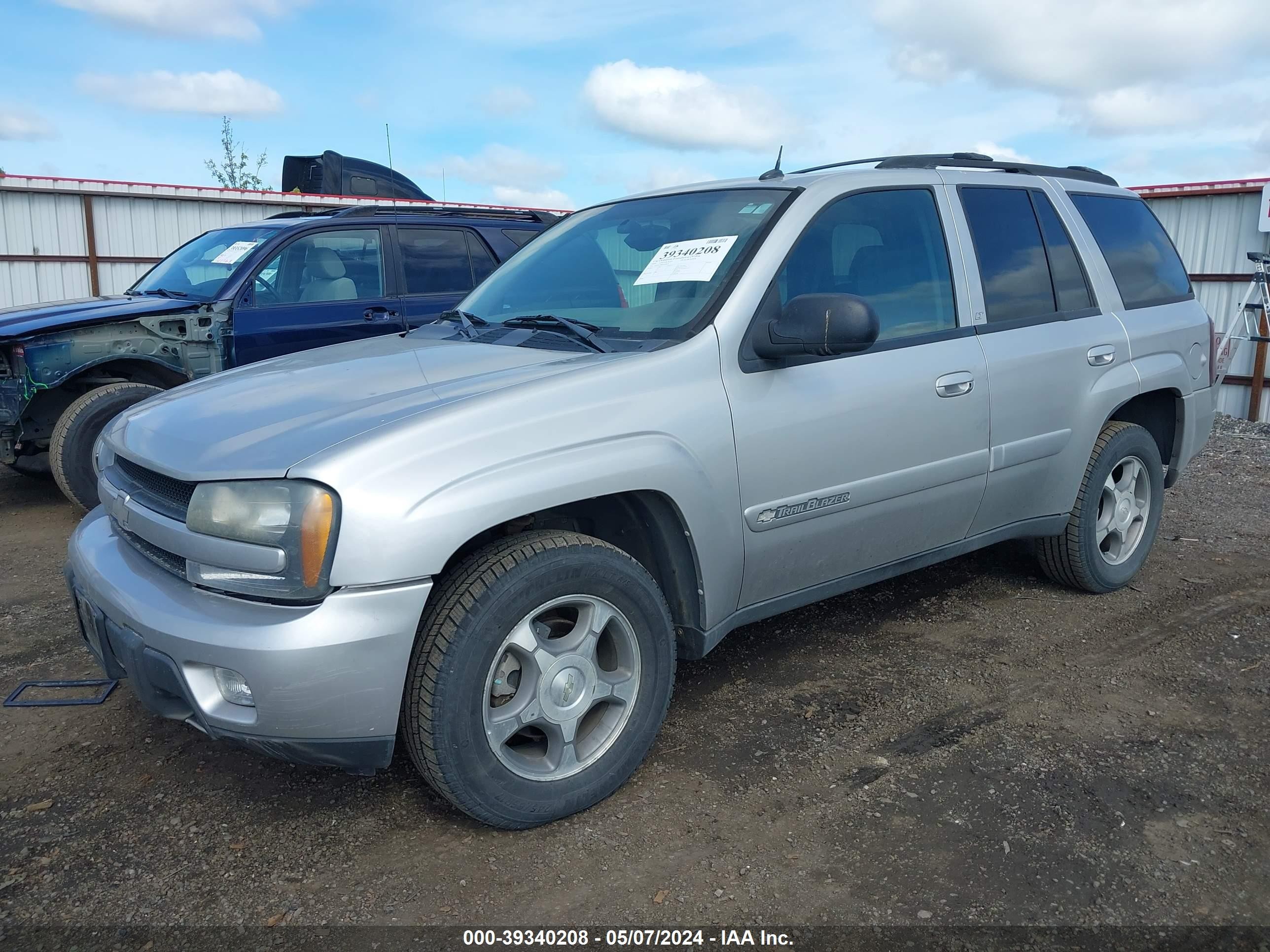 Photo 1 VIN: 1GNDT13S042400878 - CHEVROLET TRAILBLAZER 