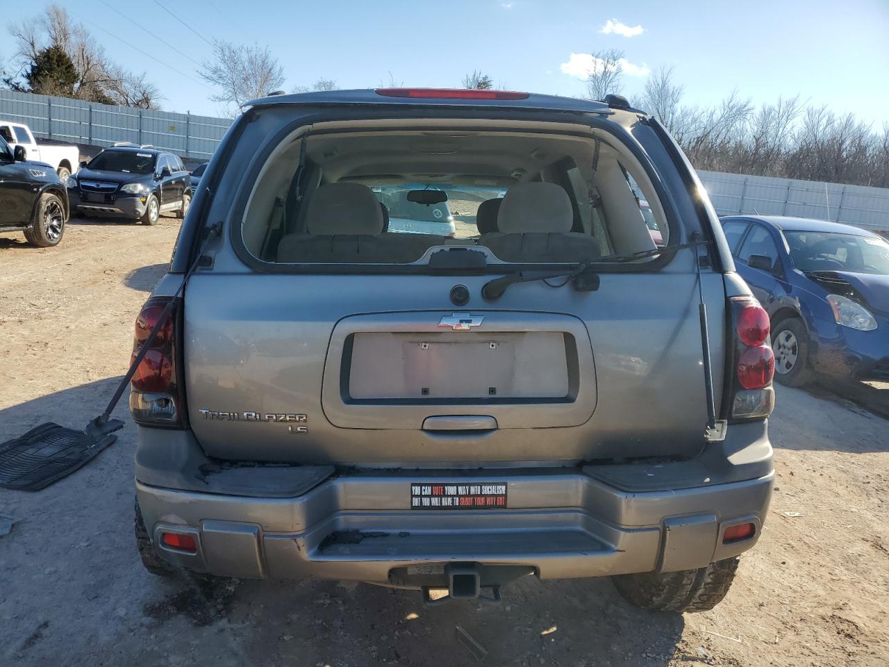 Photo 5 VIN: 1GNDT13S052341784 - CHEVROLET TRAILBLAZER 