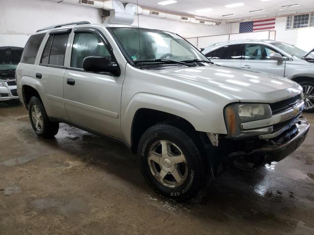 Photo 3 VIN: 1GNDT13S062161142 - CHEVROLET TRAILBLAZE 