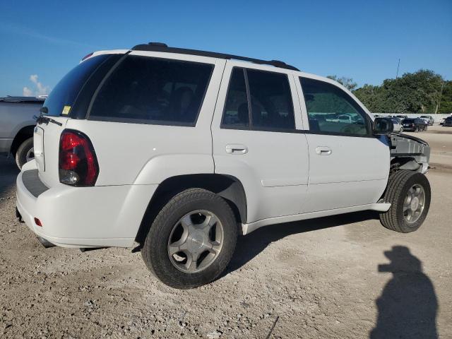 Photo 2 VIN: 1GNDT13S062228175 - CHEVROLET TRAILBLZR 