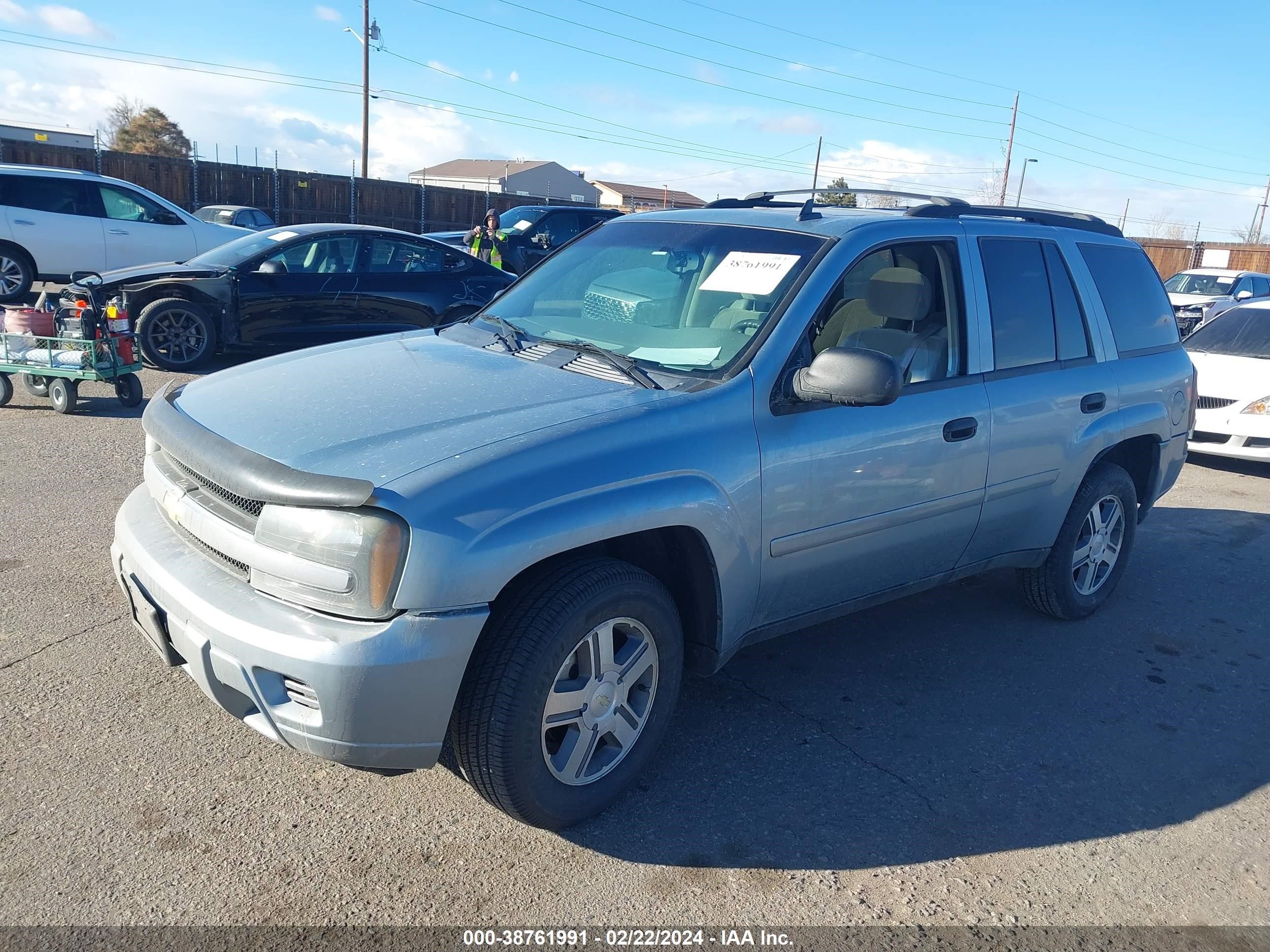 Photo 1 VIN: 1GNDT13S062322301 - CHEVROLET TRAILBLAZER 