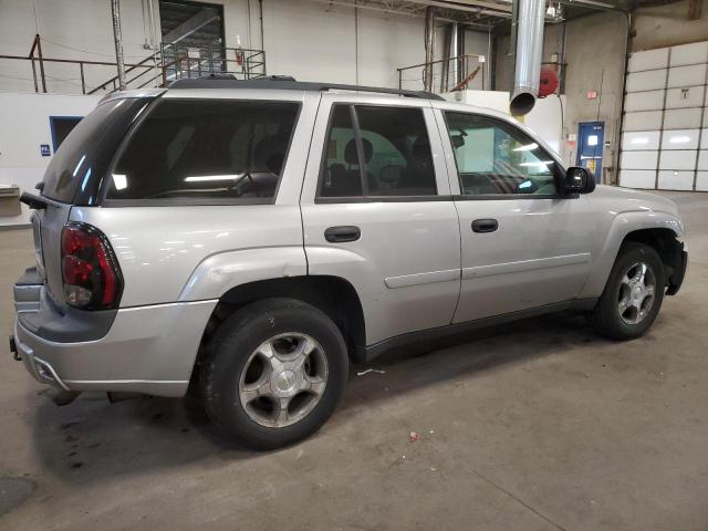 Photo 2 VIN: 1GNDT13S072177407 - CHEVROLET TRAILBLAZE 